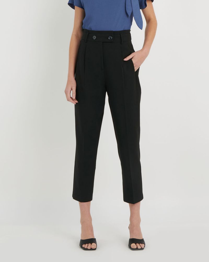tapered style pants