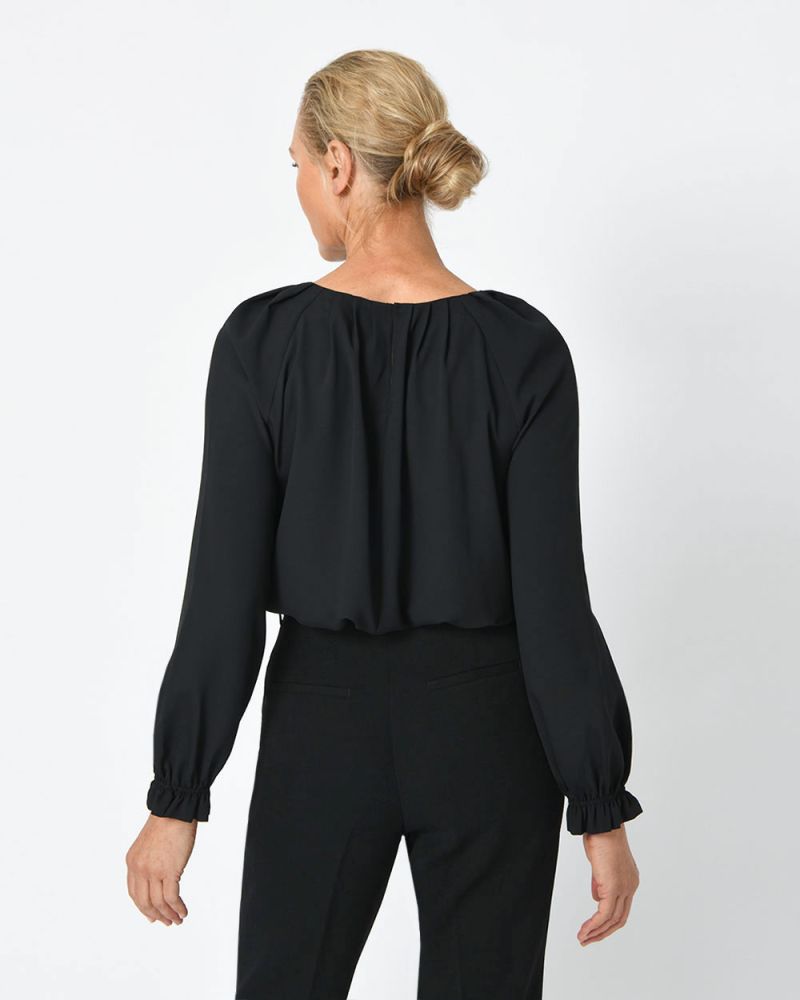 Donna Pleated Neck Blouse
