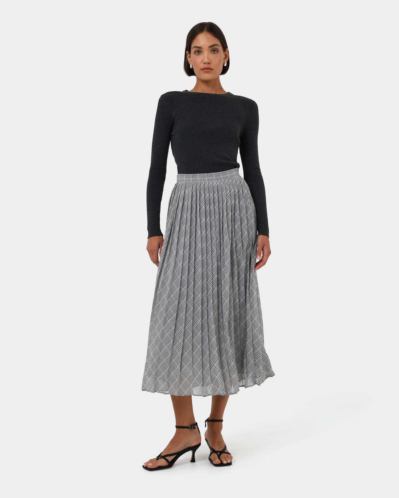 Kara Pleated Skirt Ivory Black Forcast AU