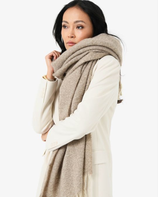 Ami Fringe Scarf