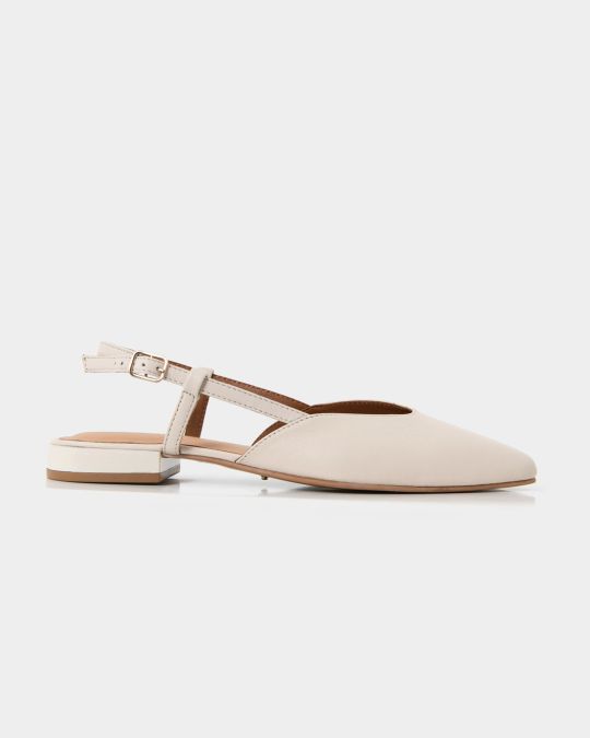 Liyana Leather Flat