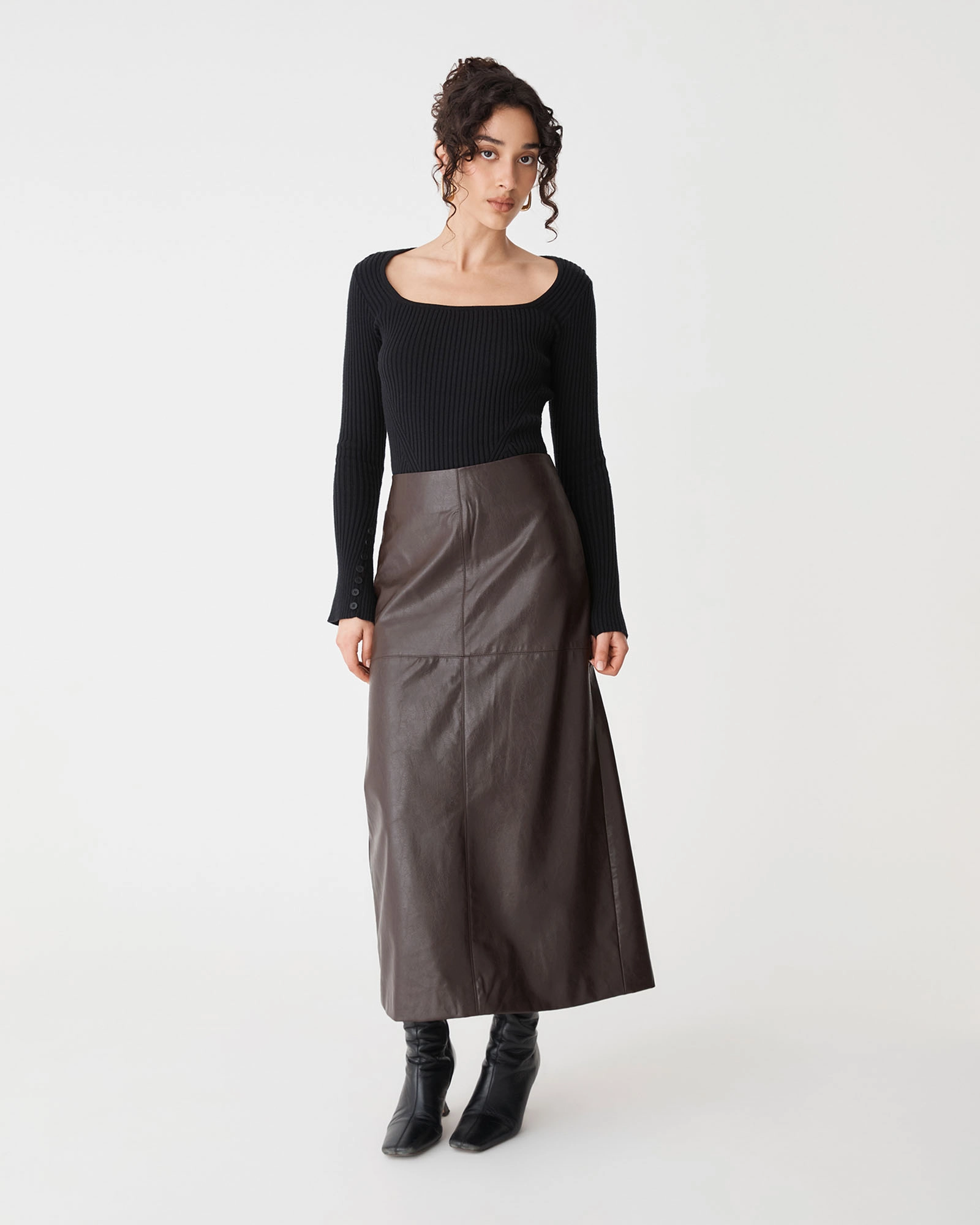 Zahlia Square Neck Rib Knit