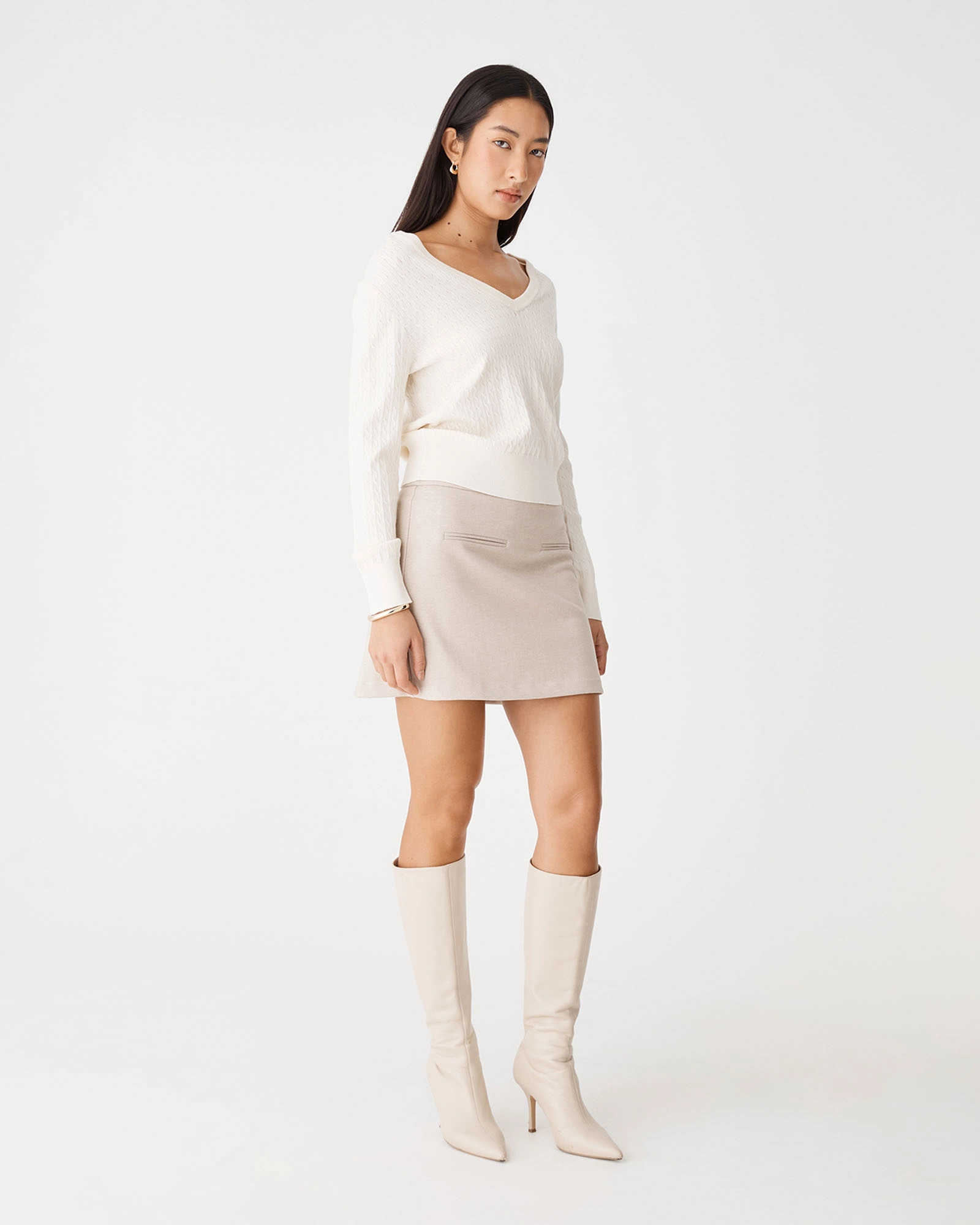 Carla V-neck Cable Knit