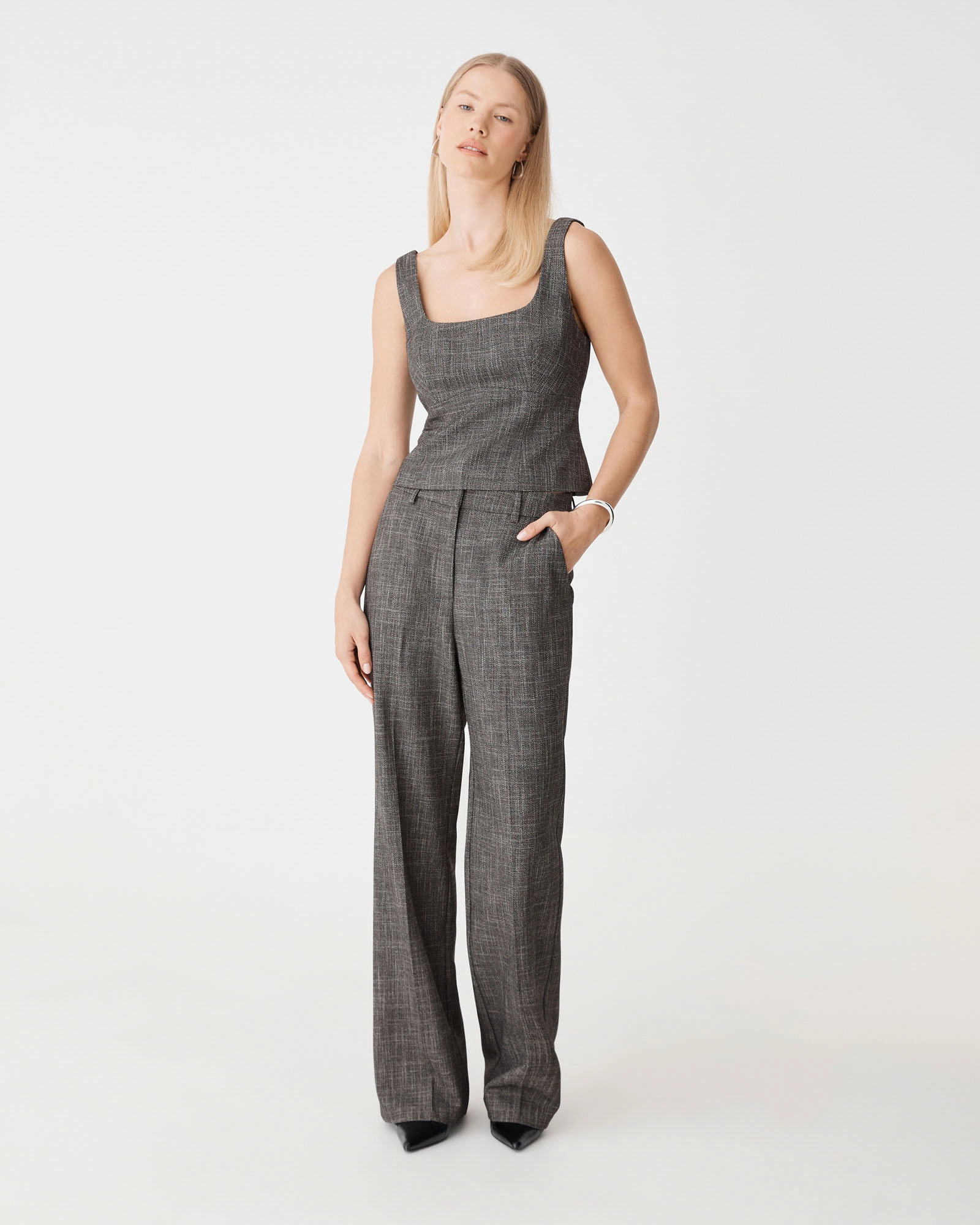 Harper Scoop Neck Top