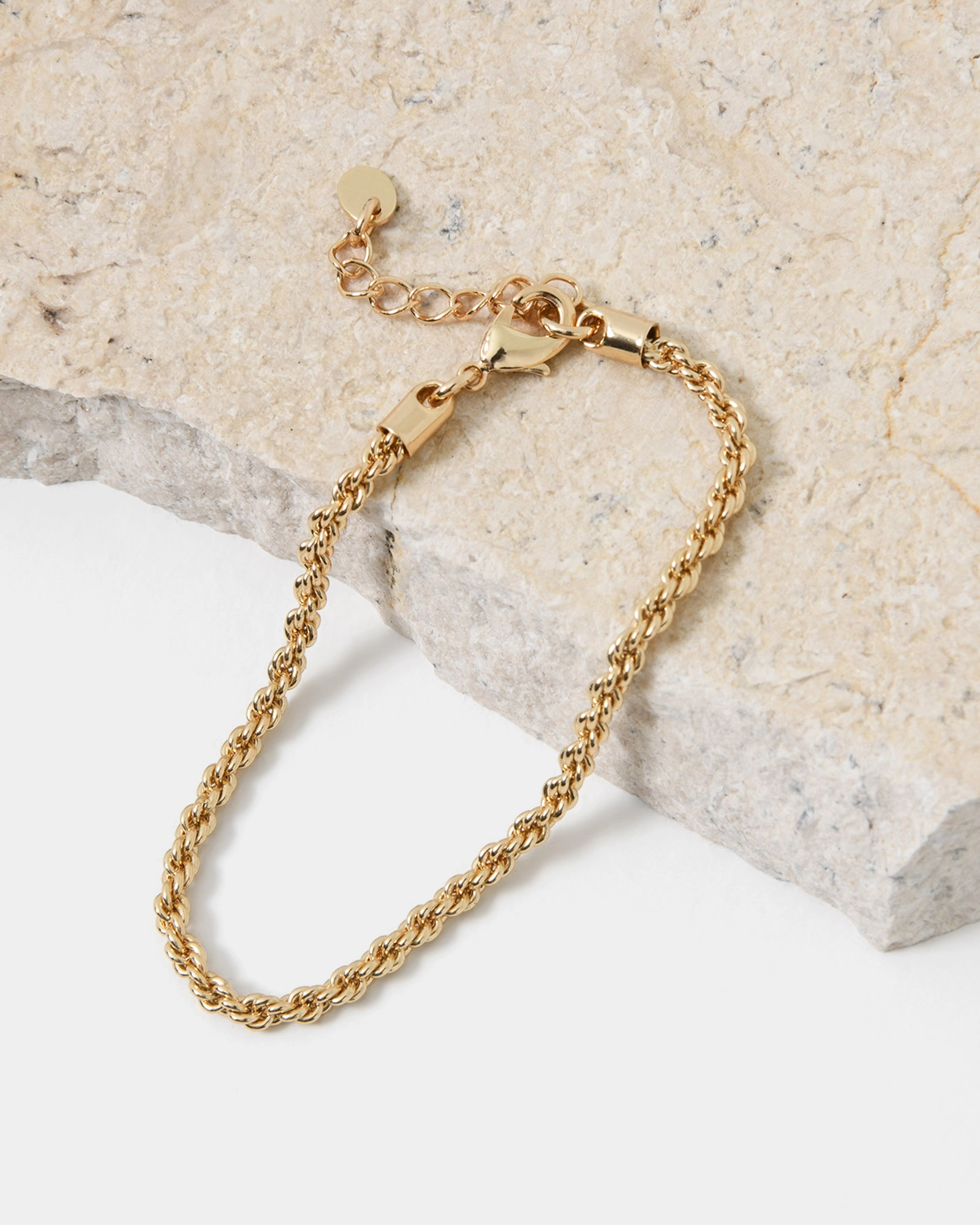 Leen  16k Gold Plated Bracelet