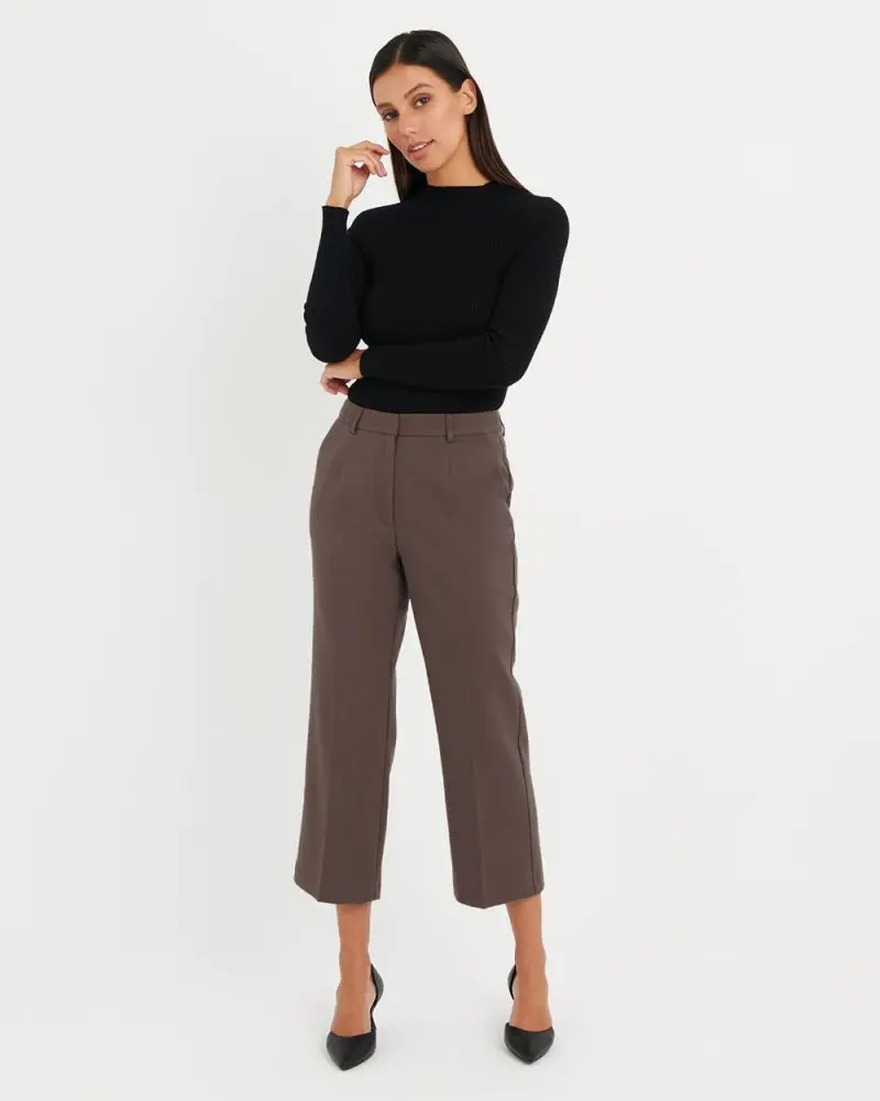 Forcast Clothing, the Renee Straight Pants, featuring straight leg silhouette and cropped length in a comfortable medium weight fabrication