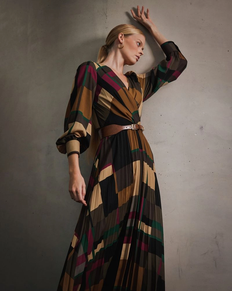 Forcast Clothing - Aubrey Printed Pleat Dress