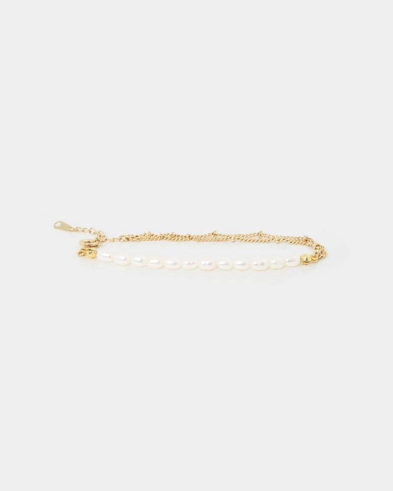 Forcast Accessories - Delaney 16k Gold Plated Pearl Bracelet