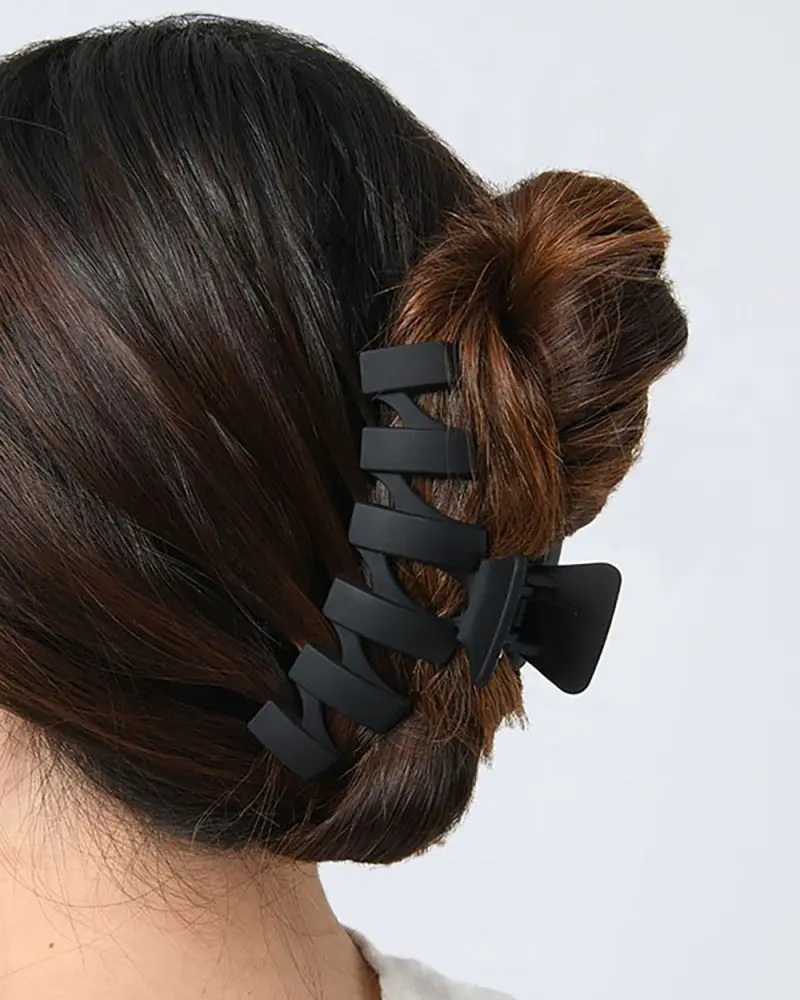 Forcast accessories, the Alex Hair Claw