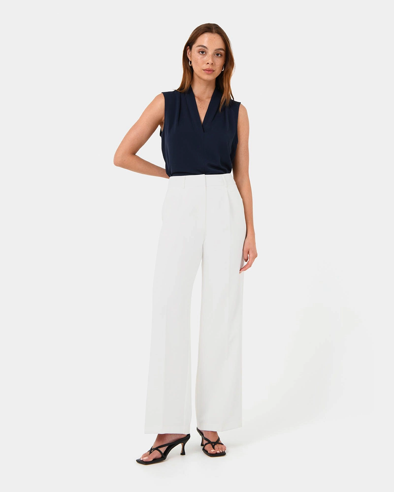 Forcast Clothing - Alivia 2 V-Neck Top