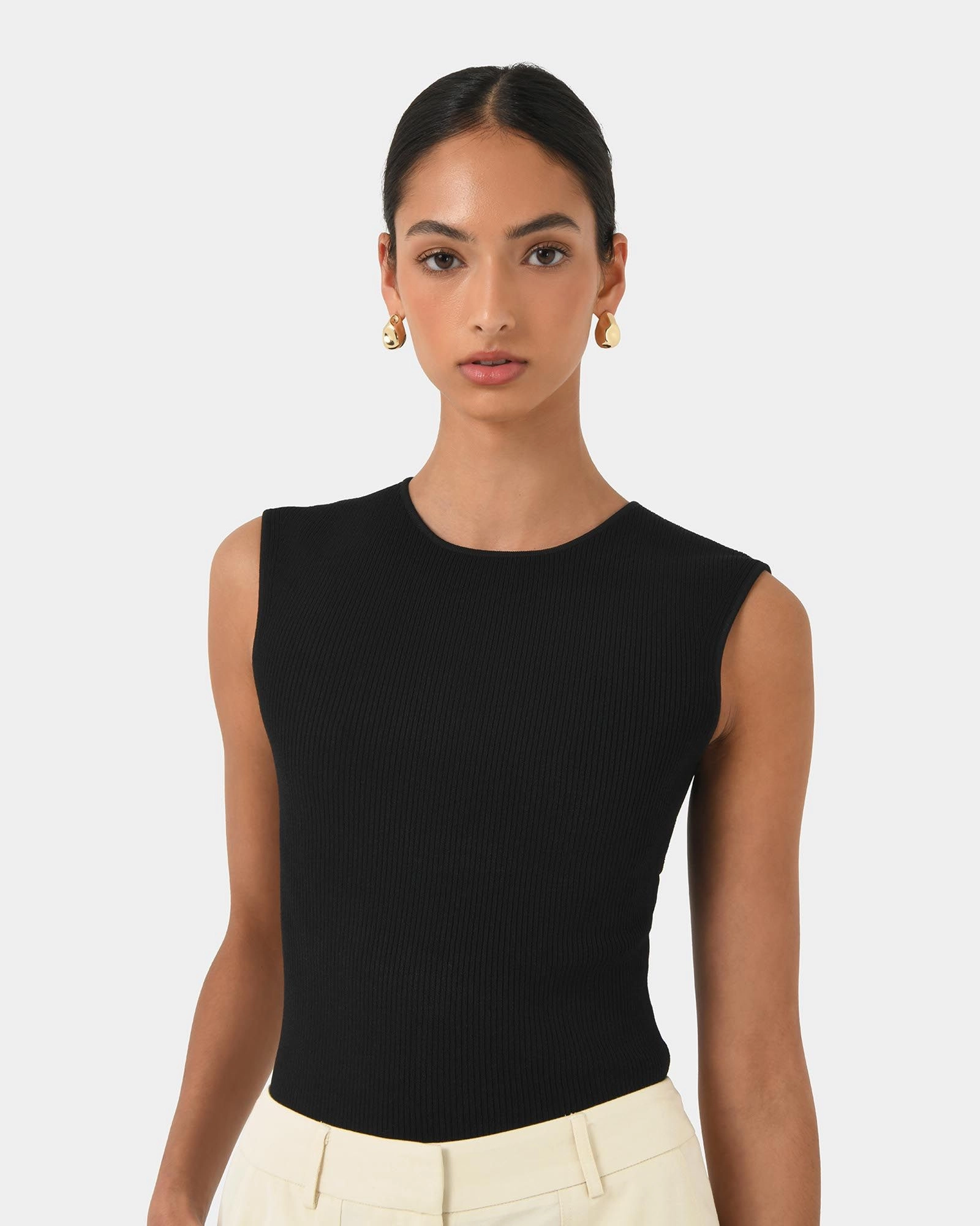Forcast Clothing - Viviana Sleeveless Knit Top