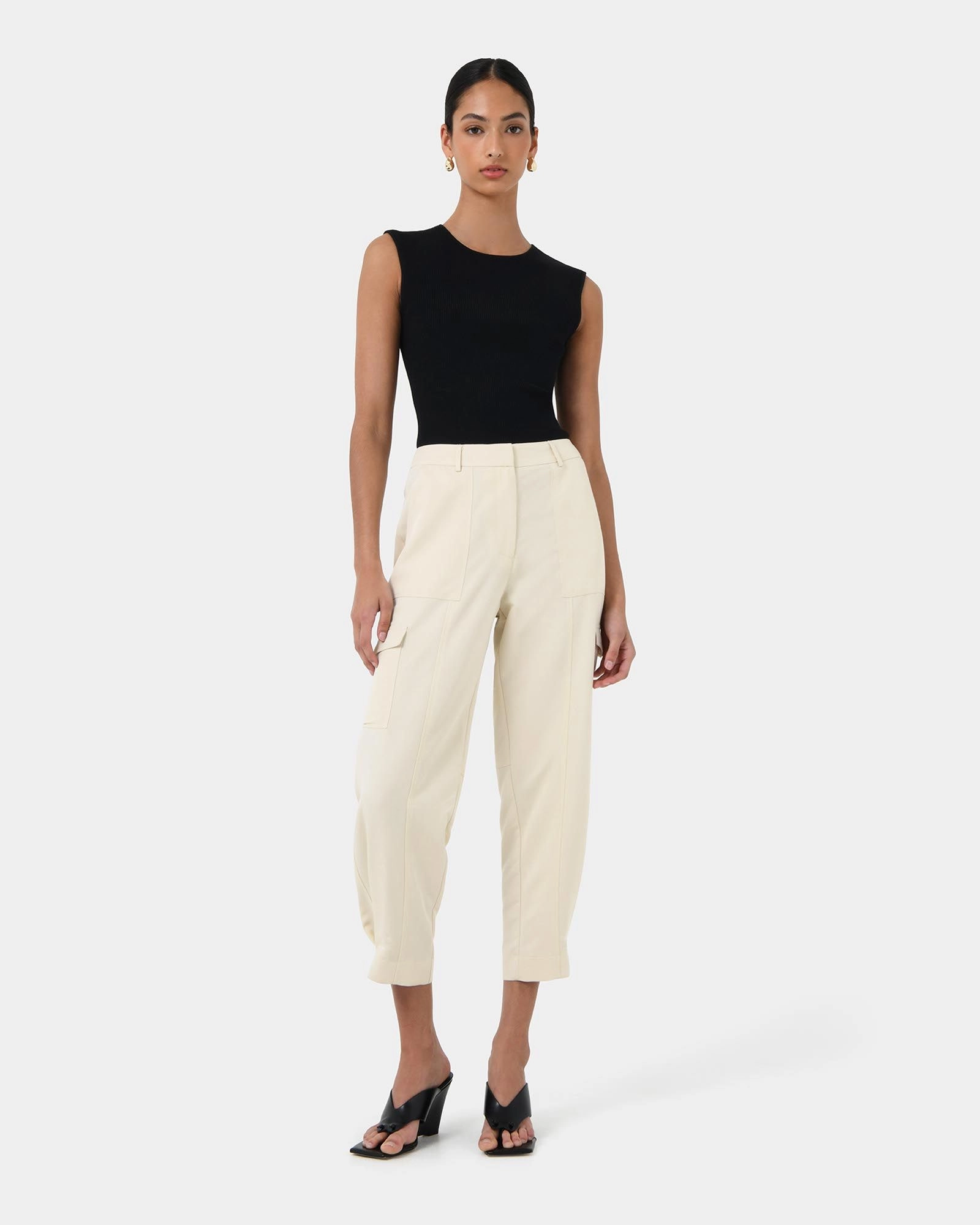 Forcast Clothing - Viviana Sleeveless Knit Top