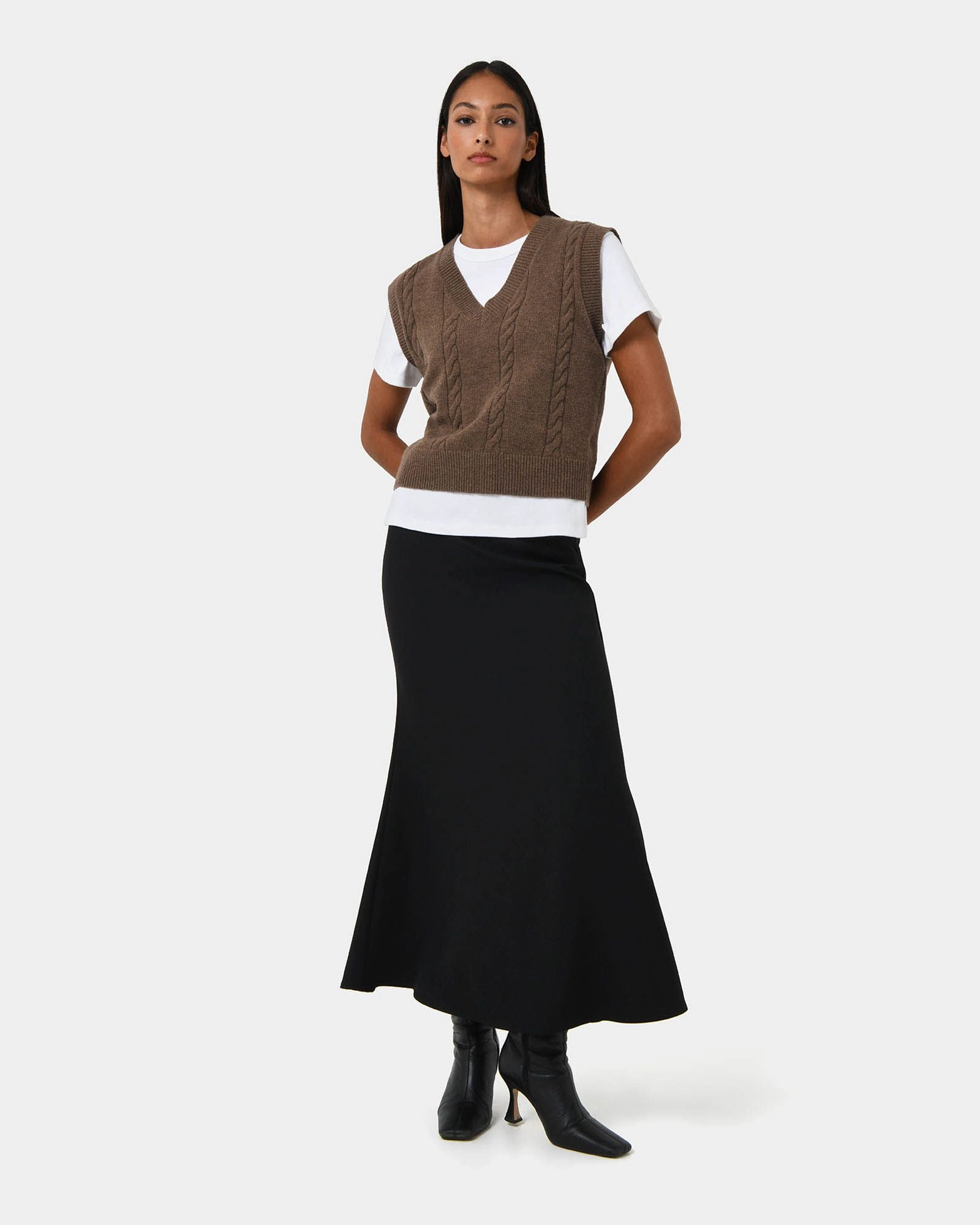 Forcast Clothing - Rulia V-Neck Vest