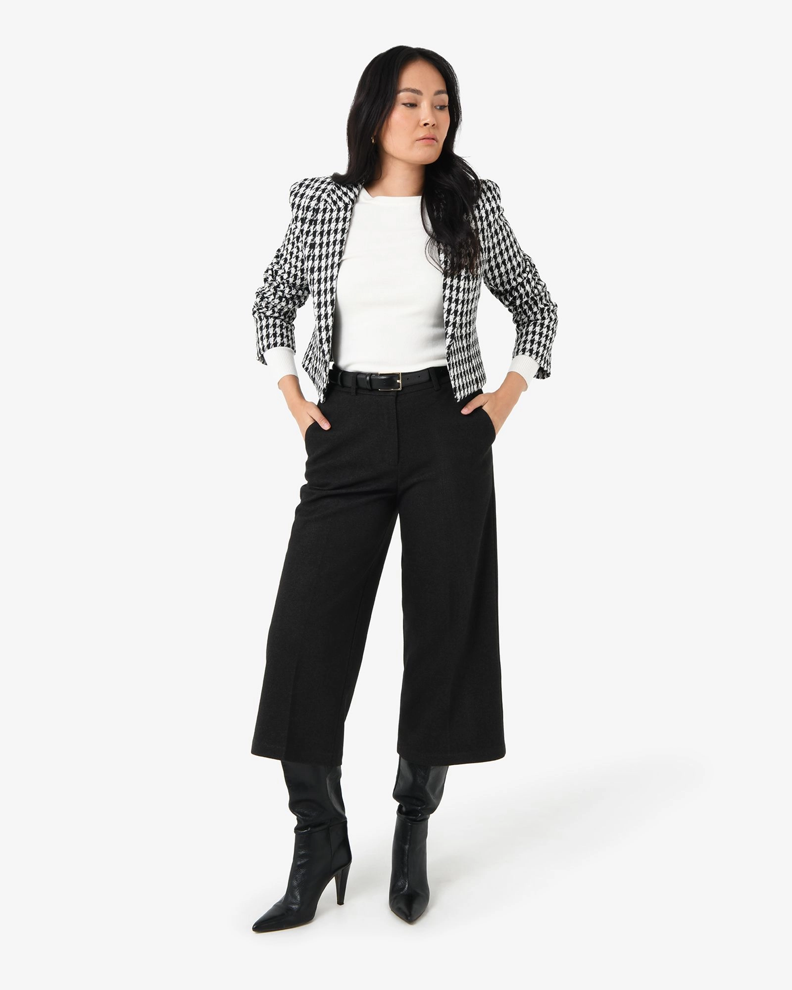 Forcast Clothing - Bennet Houndstooth Crop Blazer