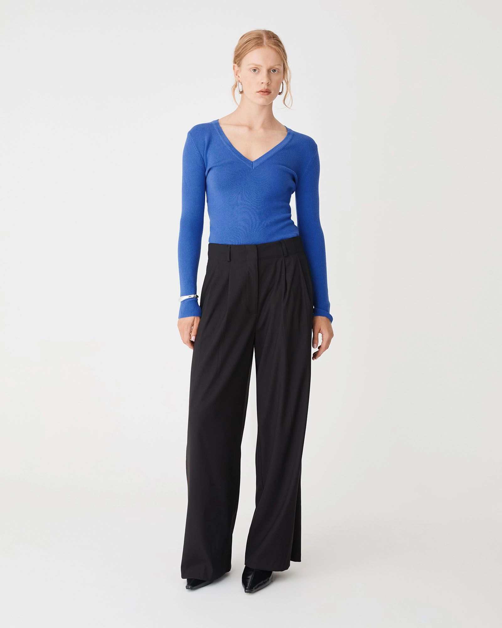 Forcast Cloting - Vicky V-Neck Knit