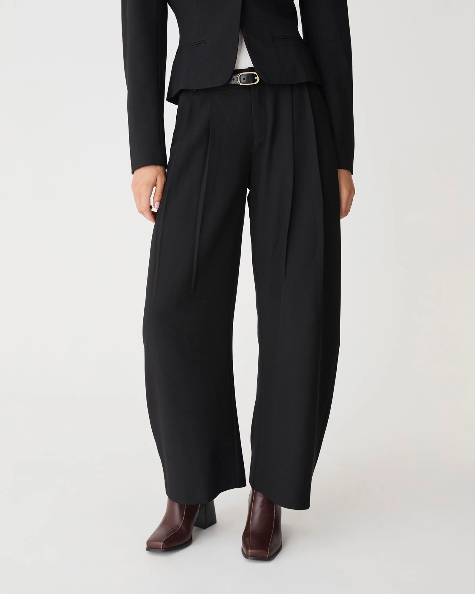 Forcast Clothing - Pippa Barrel Leg Pants