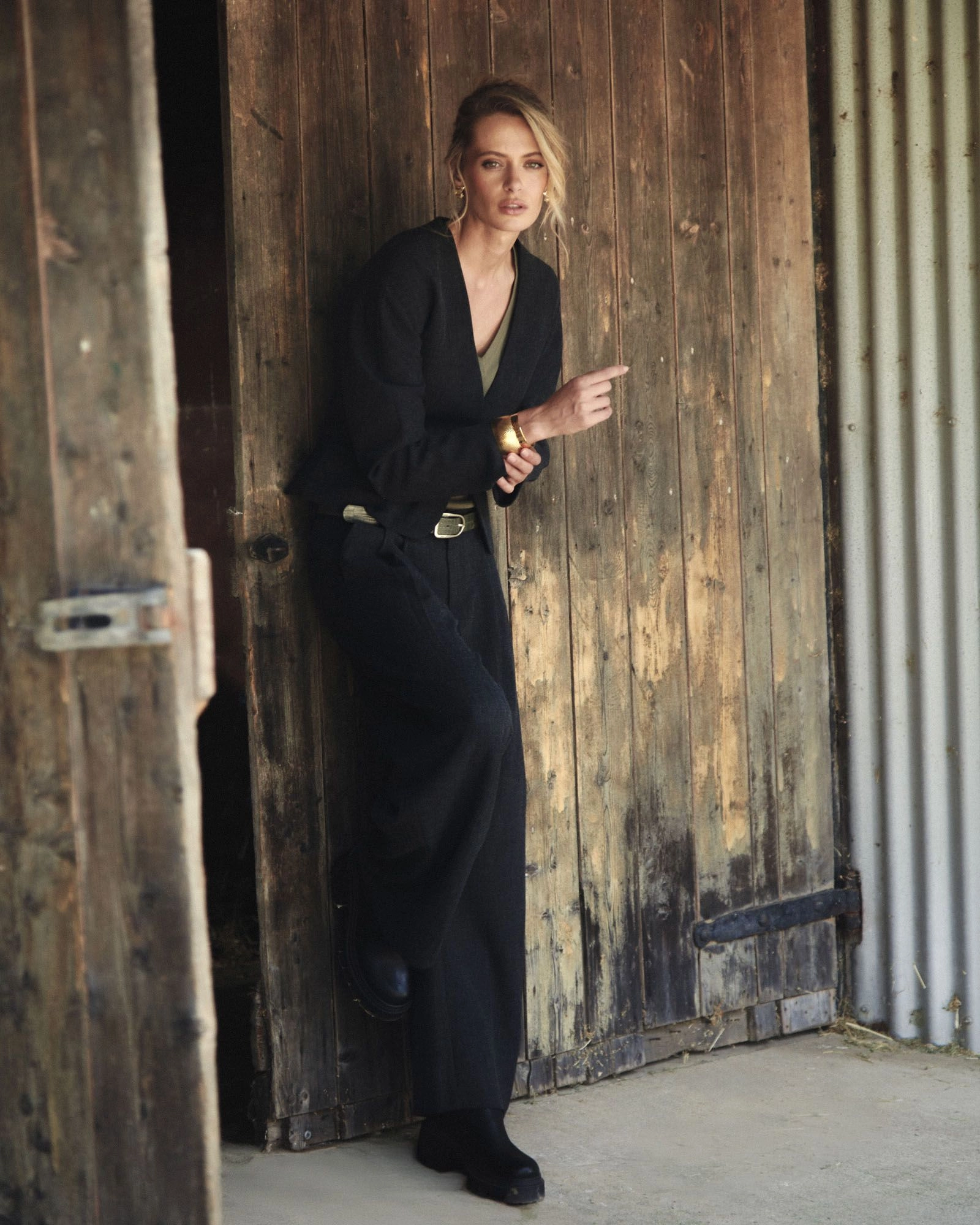 Forcast Clothing - Pippa Barrel Leg Pants