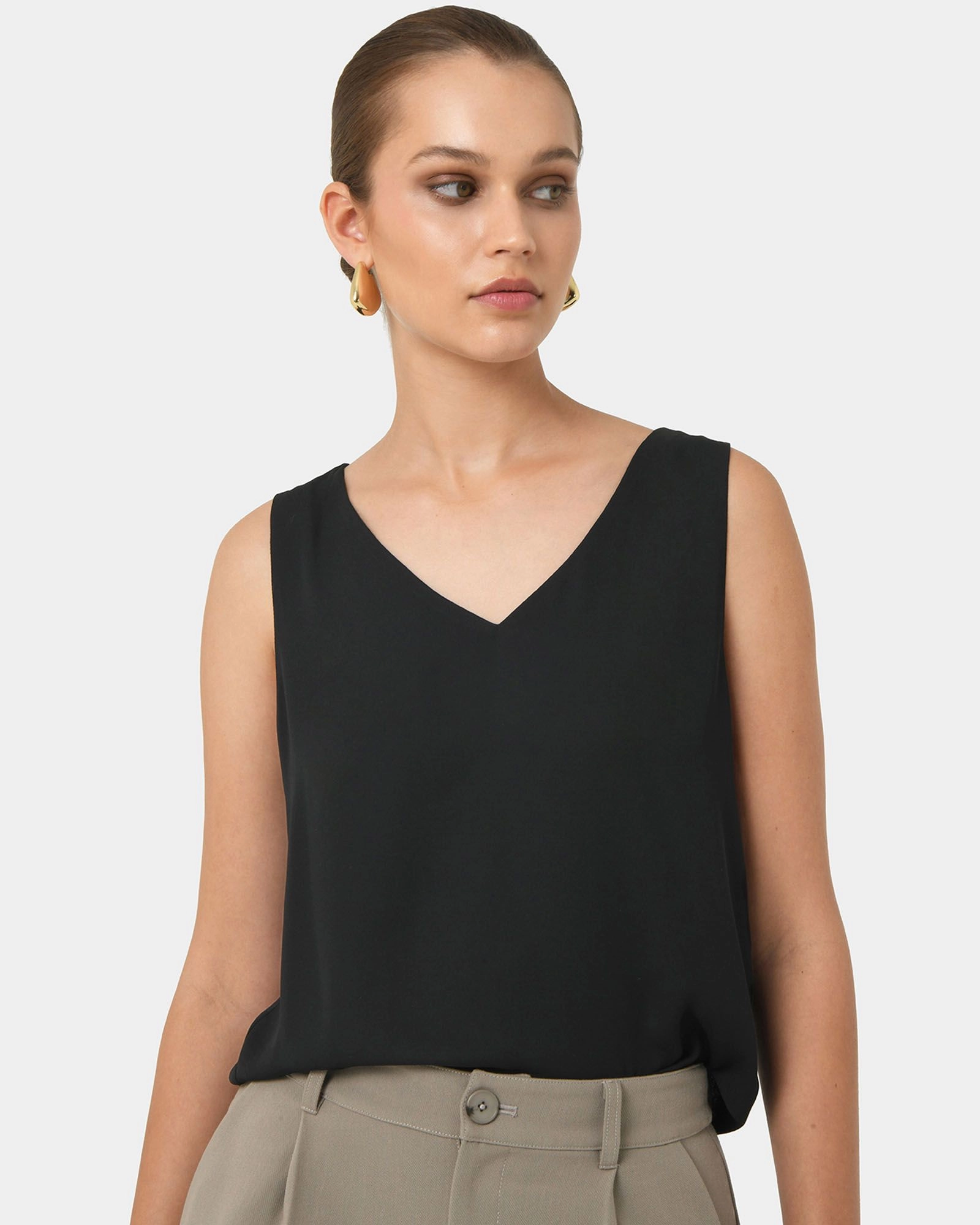 Forcast Clothing - Blair V Neck Crop Top 