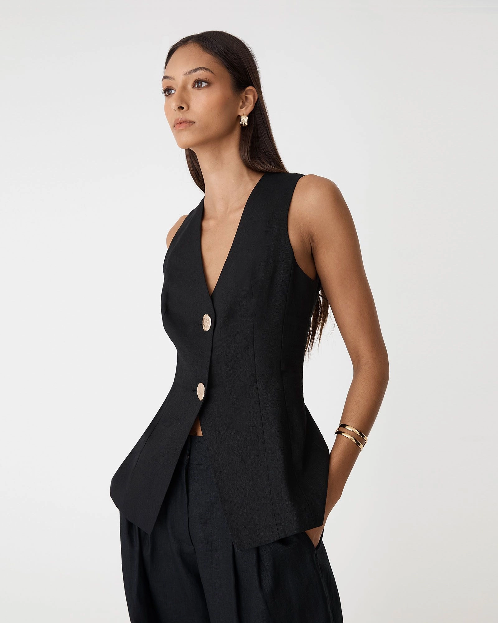 Forcast Clothing - Ami V-Neck Linen Vest