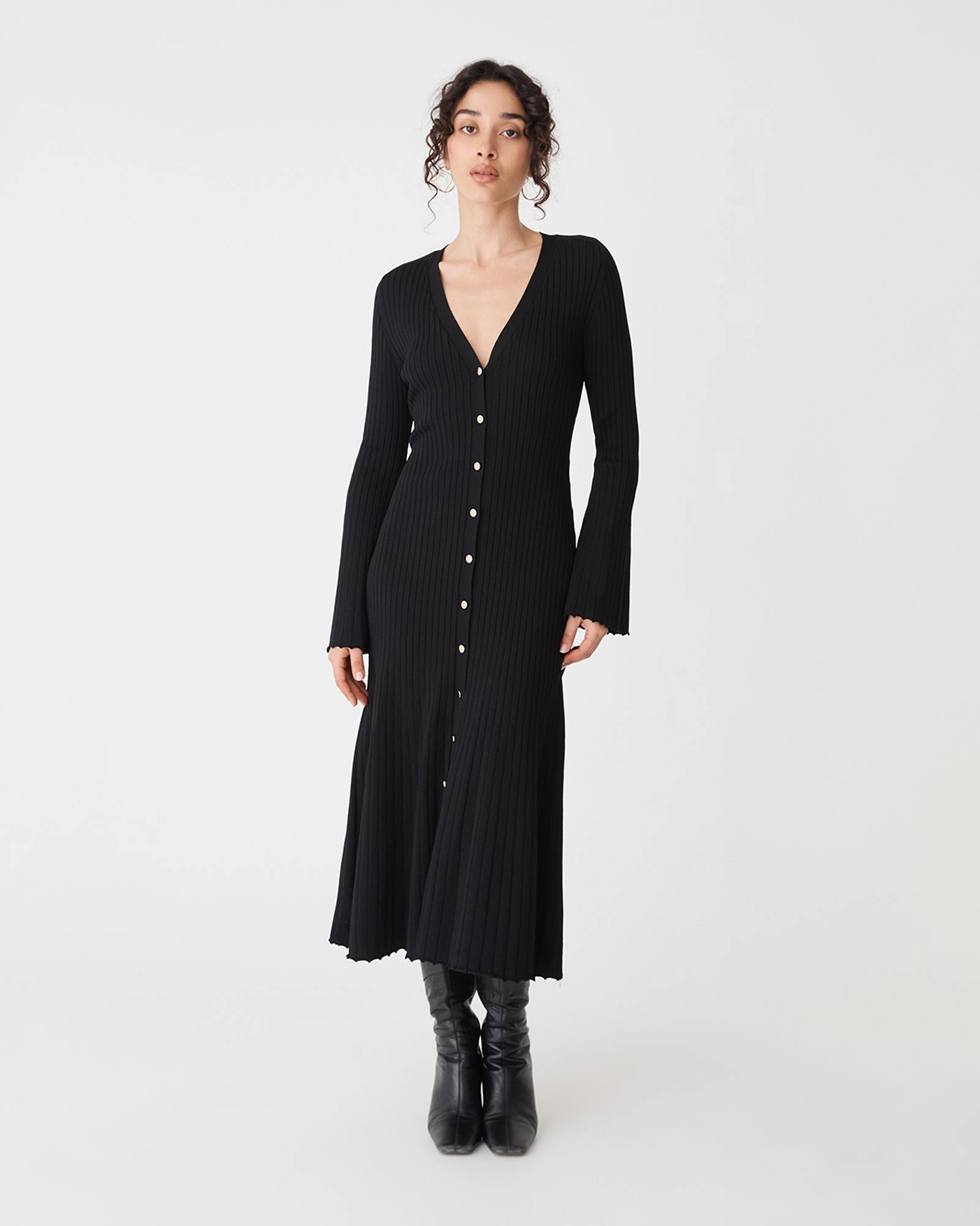 Forcast Clothing - Danica V-Neck Rib Knit Dress