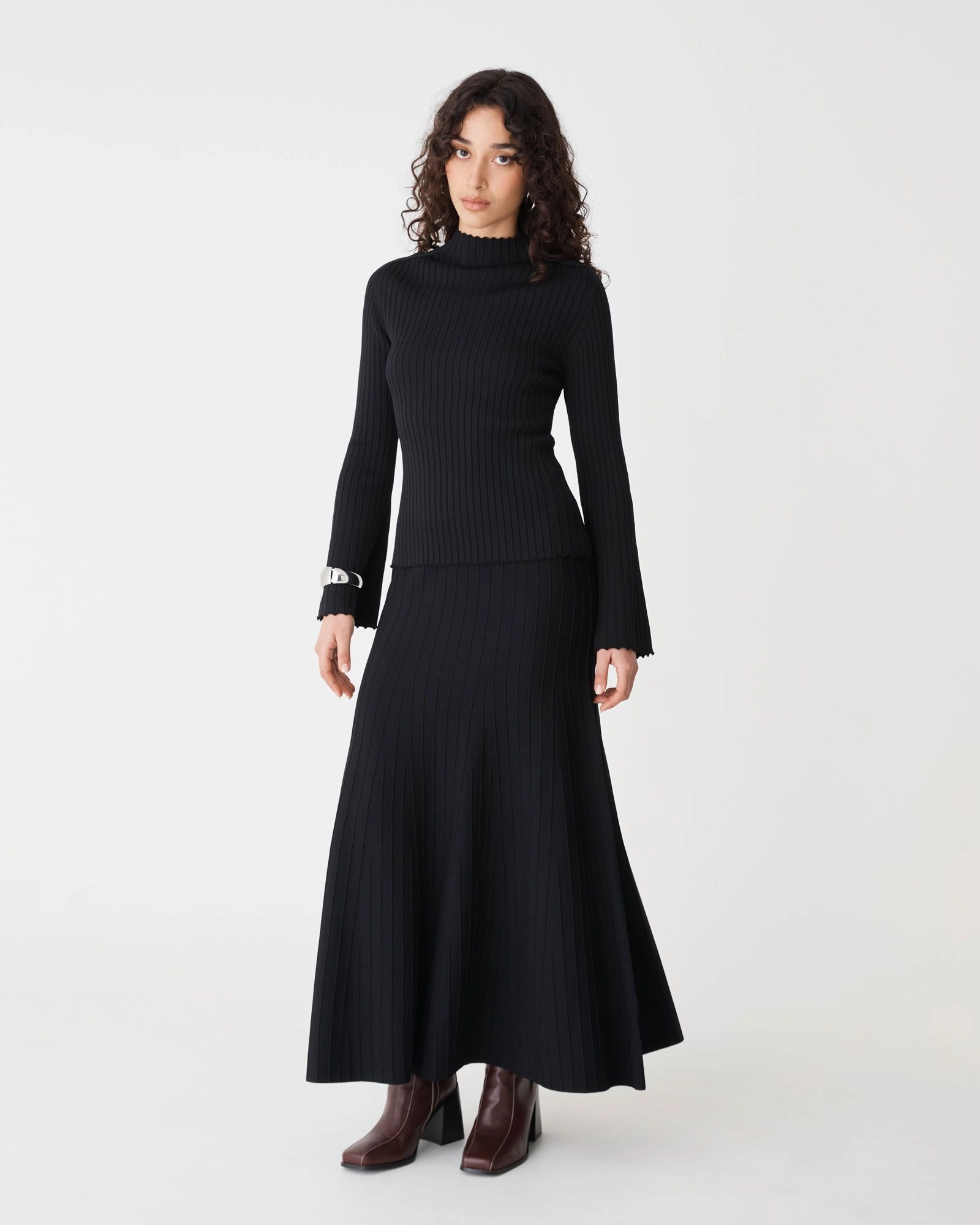Forcast Clothing - Nevaeh Bell Sleeve Knit