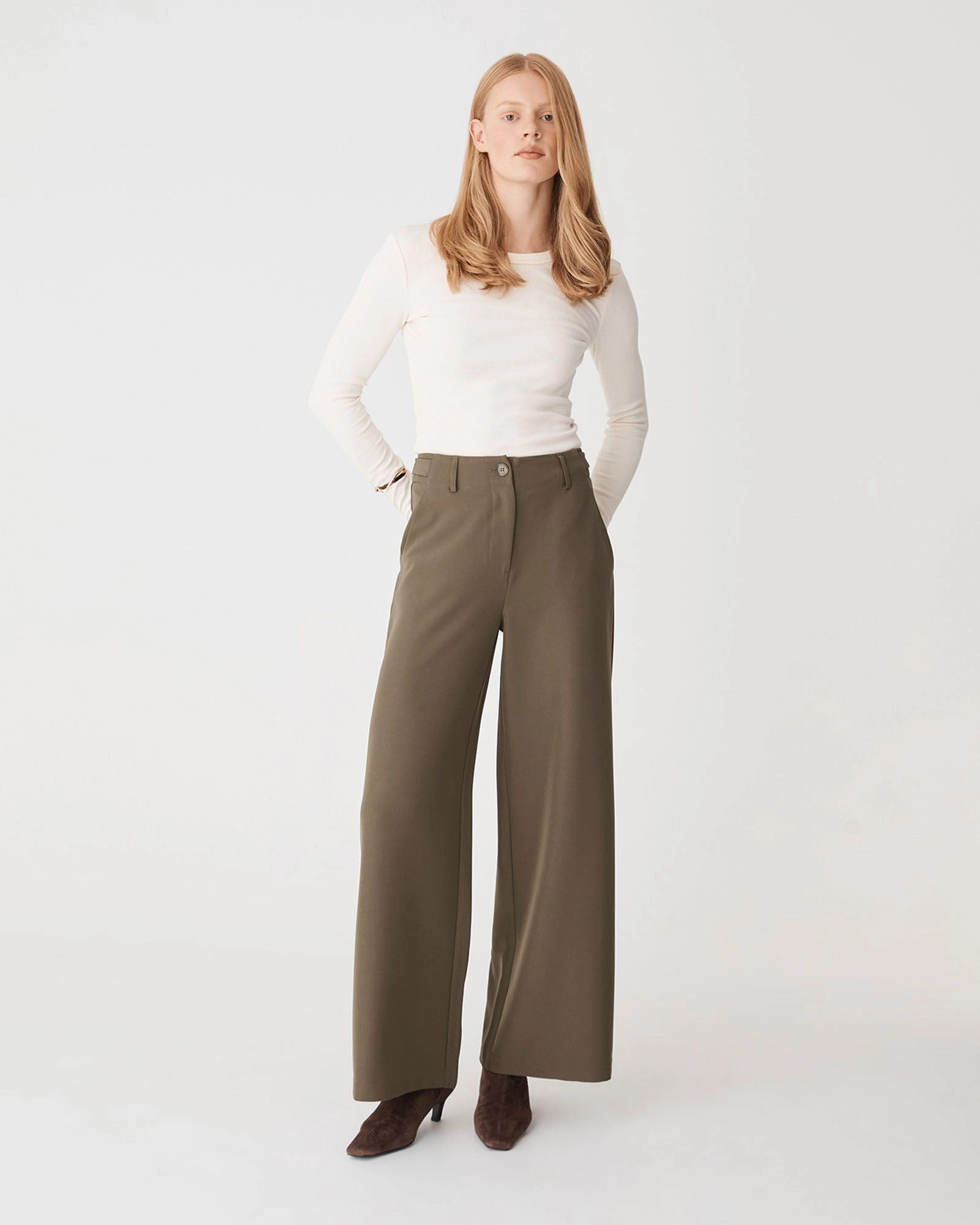 Forcast Clothing - Stevie Adjustable Waist Pants 