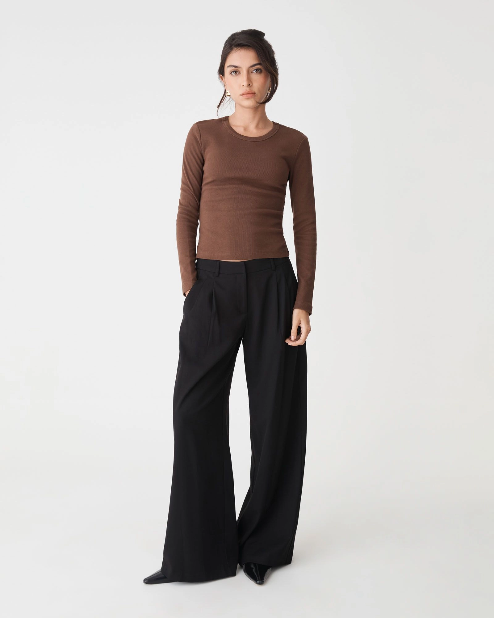 Forcast Clothing - Arden Mid Rise Pleated Pants