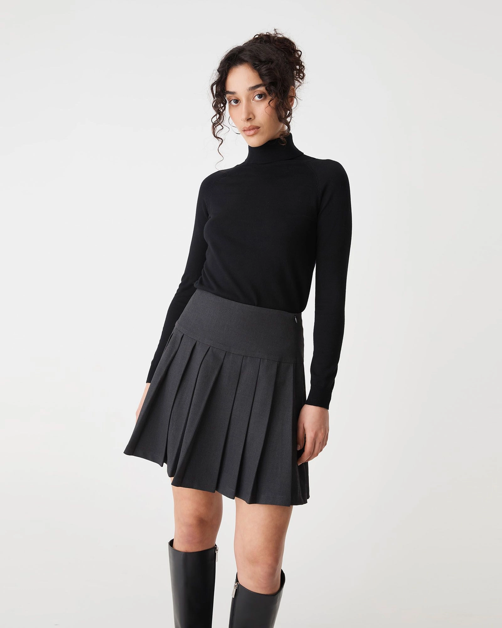 Forcast Clothing - Westwood Pleated Mini Skirt