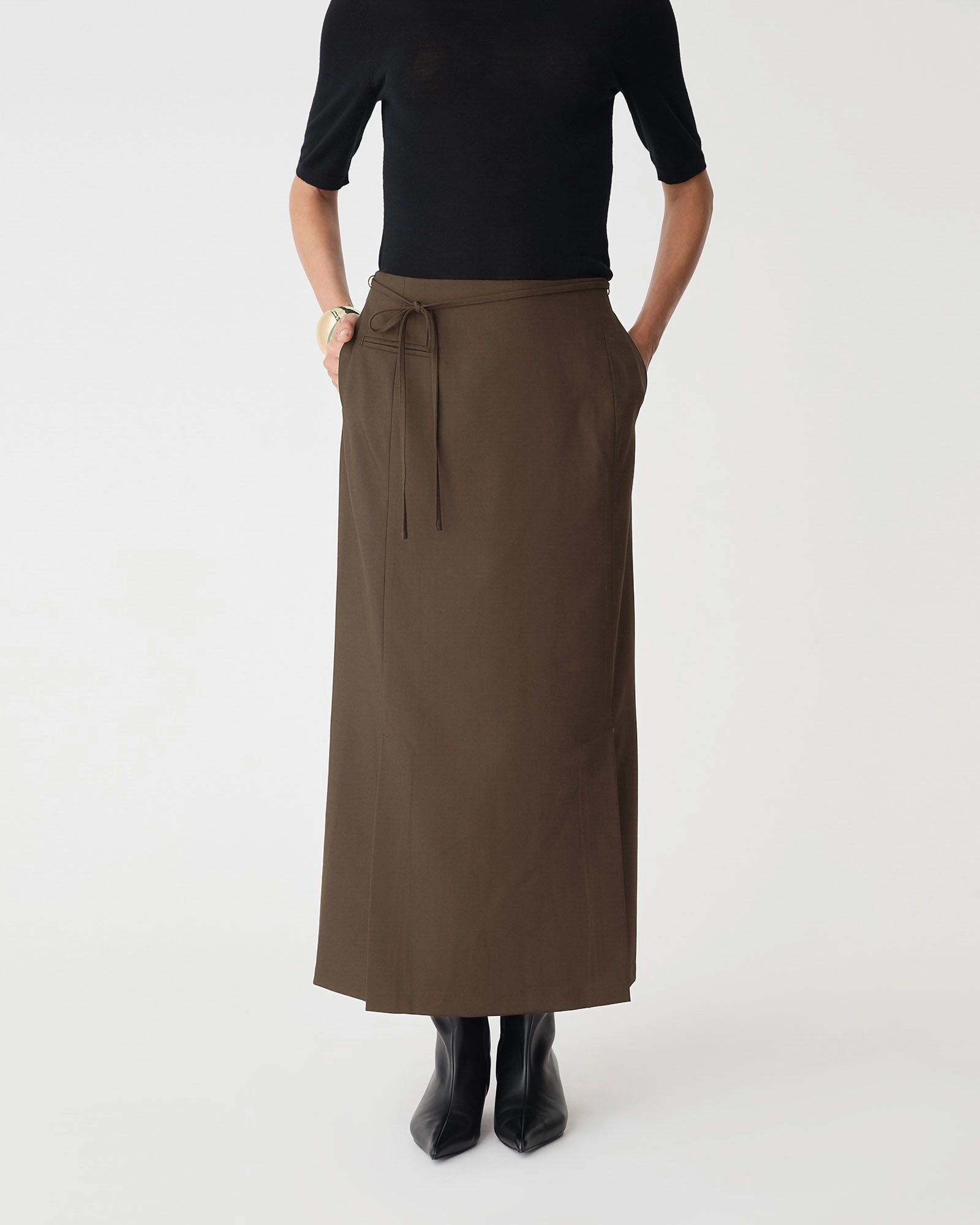 Forcast Clothing - Greta Column Skirt
