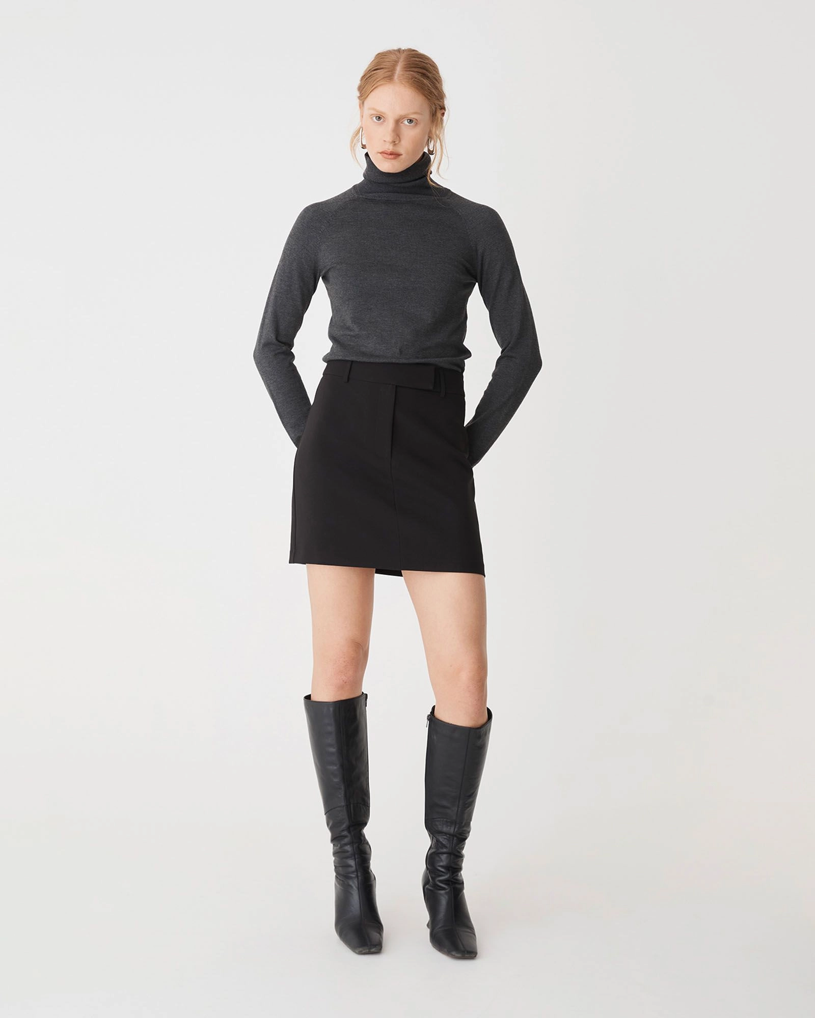 Forcast Clothing - Nikki Straight Mini Skirt