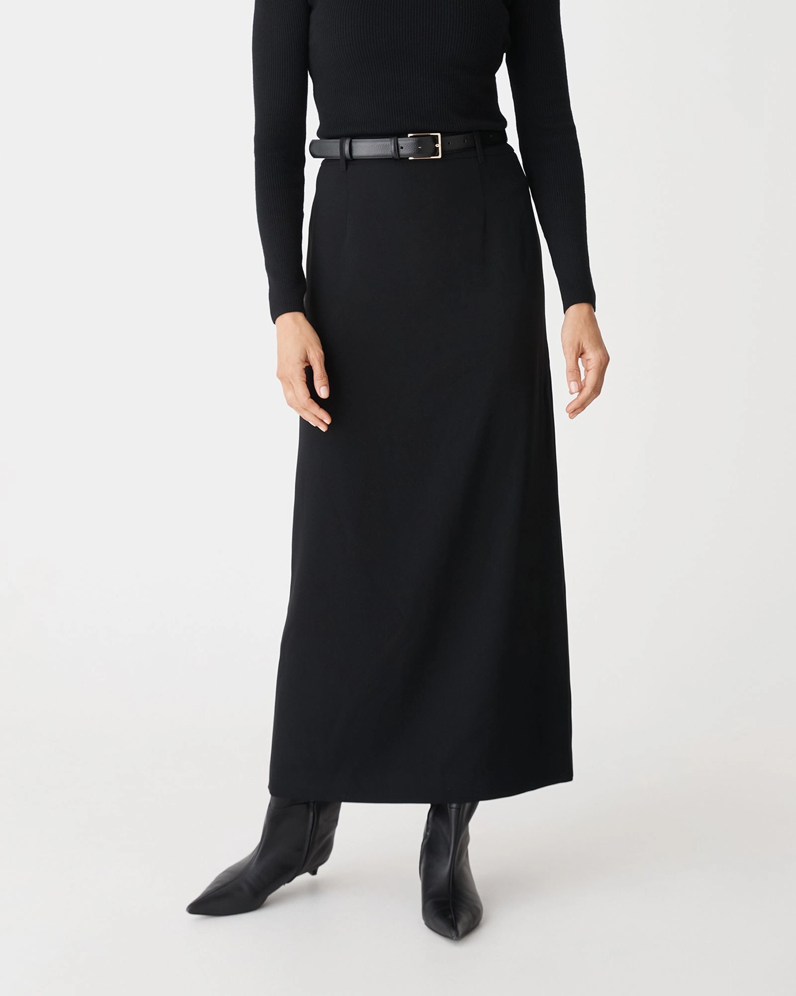 Forcast Clothing - Kaitlyn Crepe Column Skirt