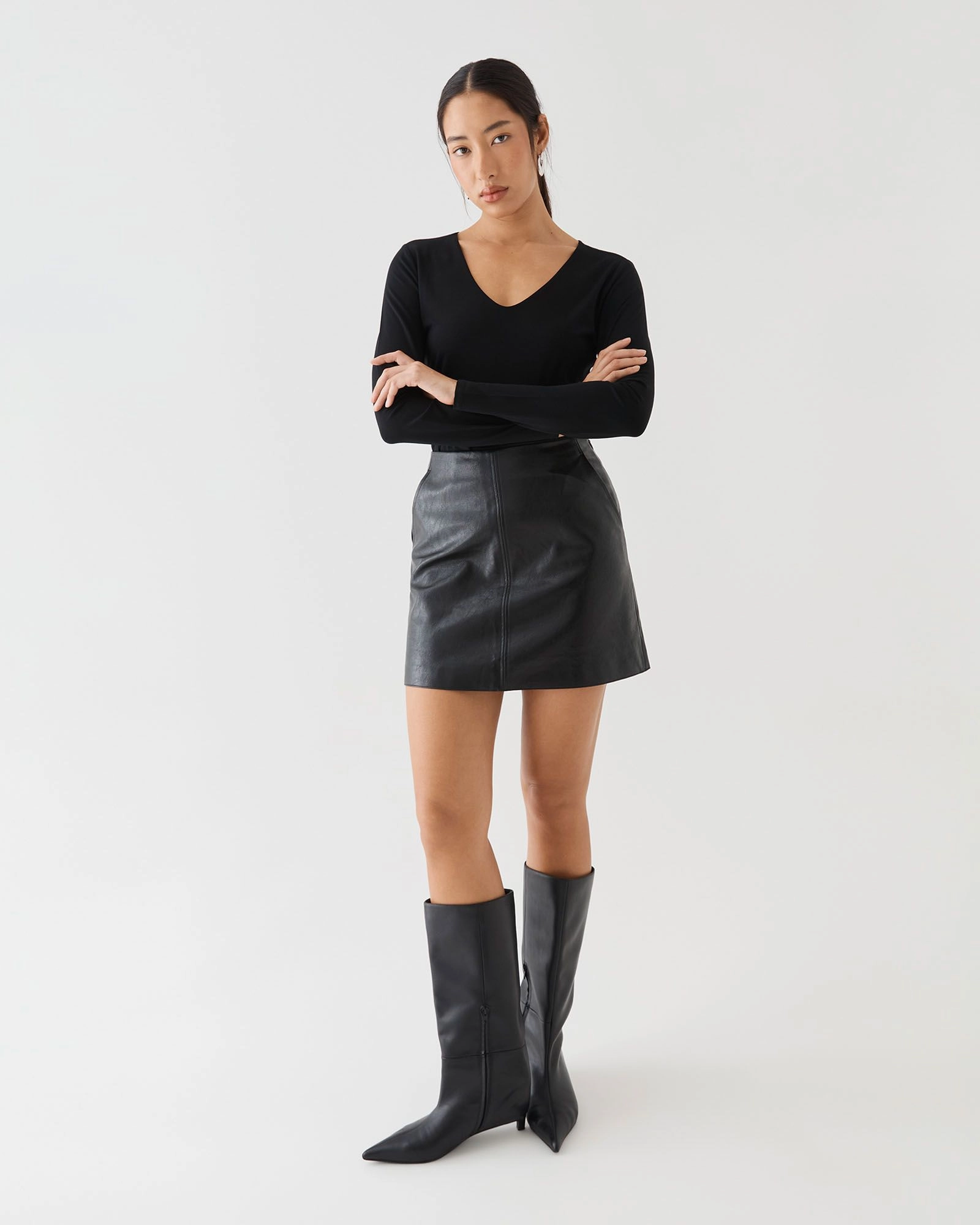 Forcast Clothing - Isla V-Neck Bamboo Top
