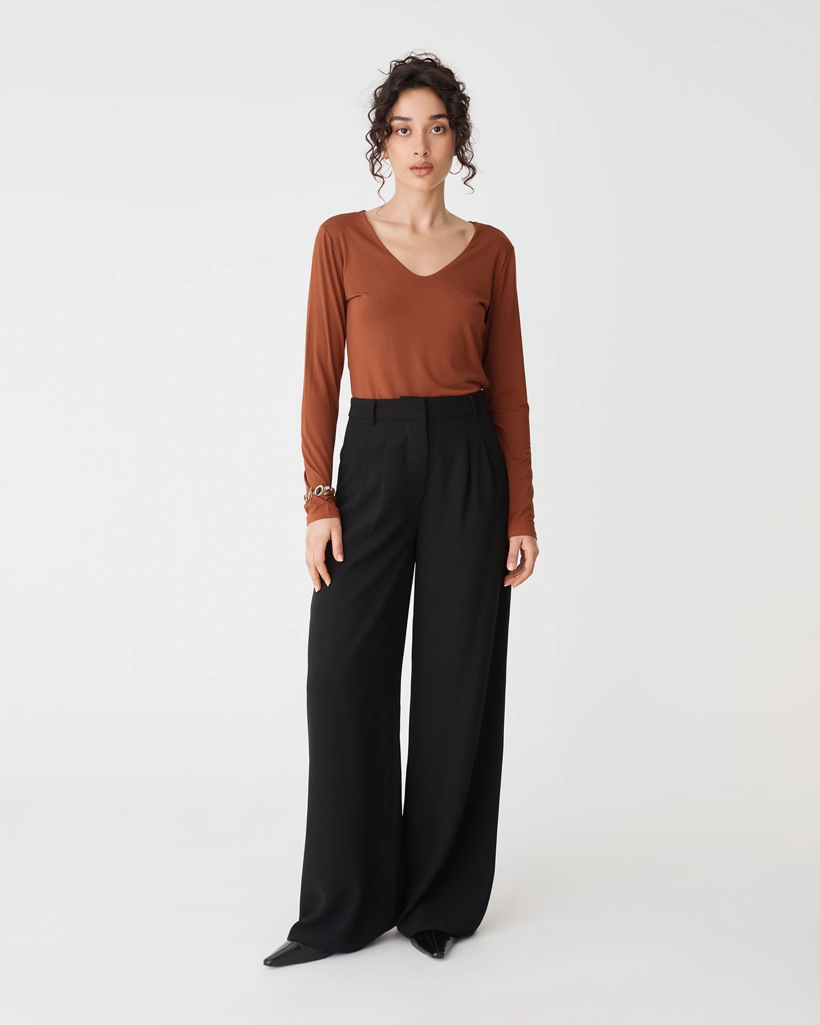 Forcast Clothing - Isla V-Neck Bamboo Top