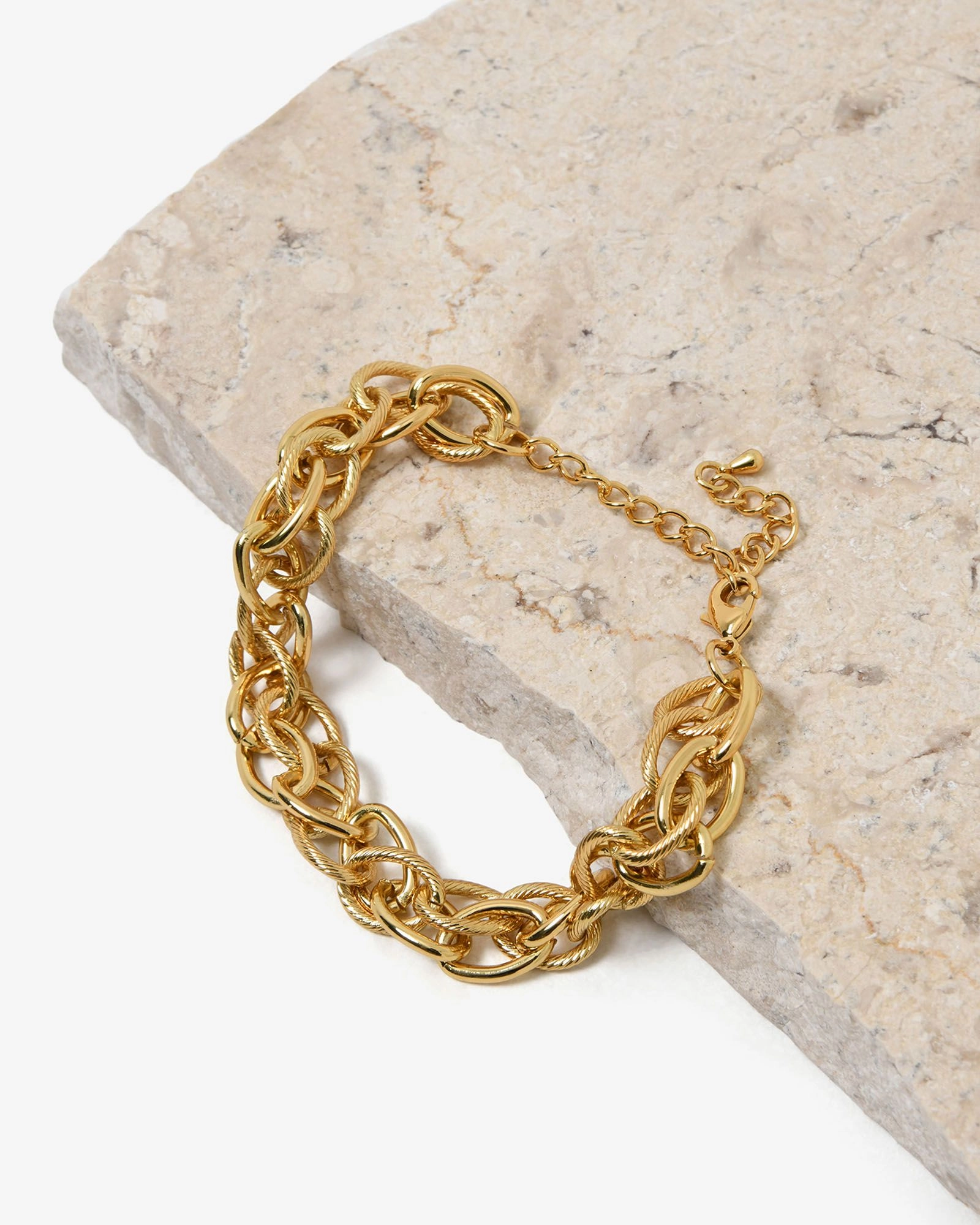 Forcast Accessories - Lyra Bold Chain Bracelet