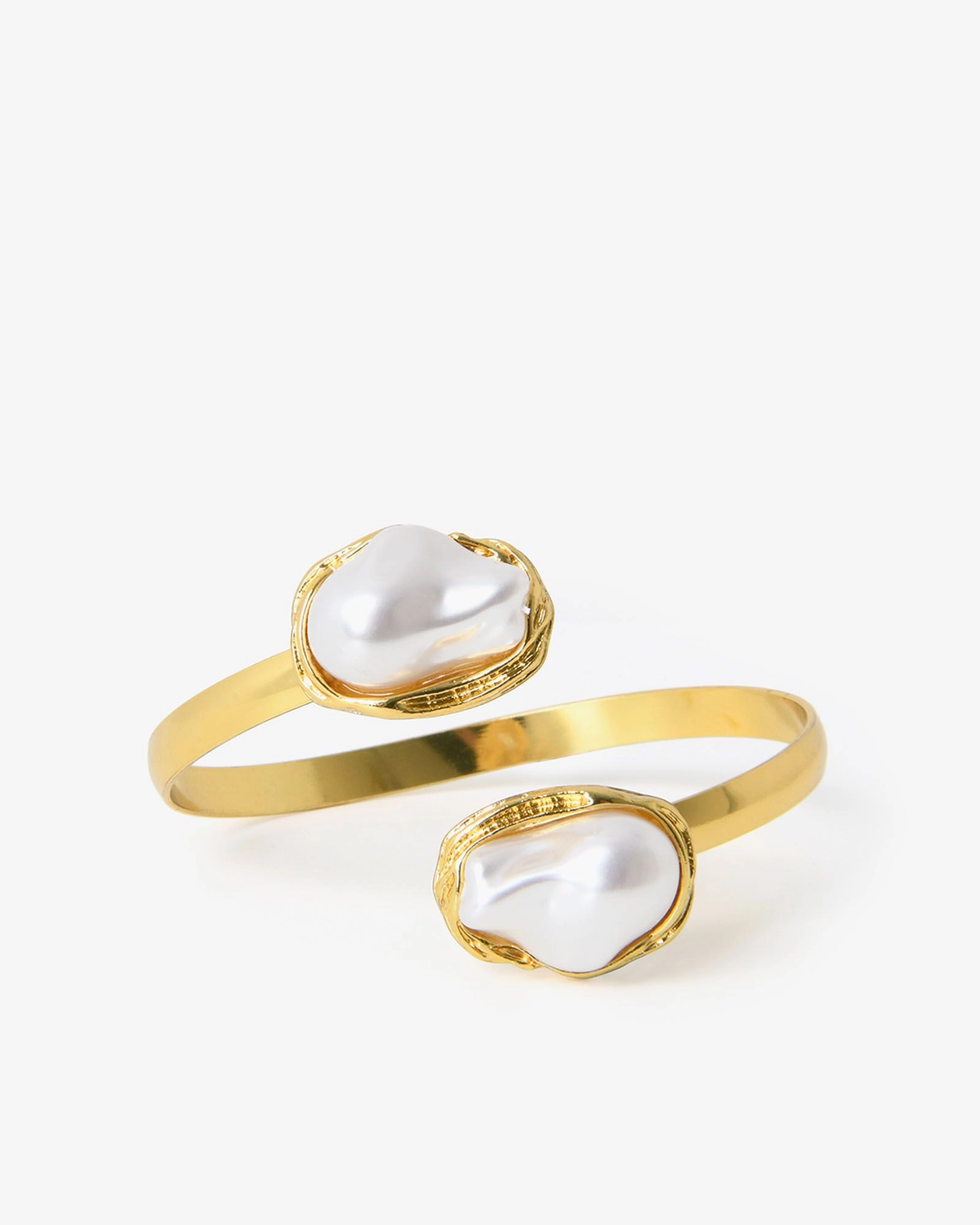 Forcast Accessories - Clara Pearl Statement Bracelet