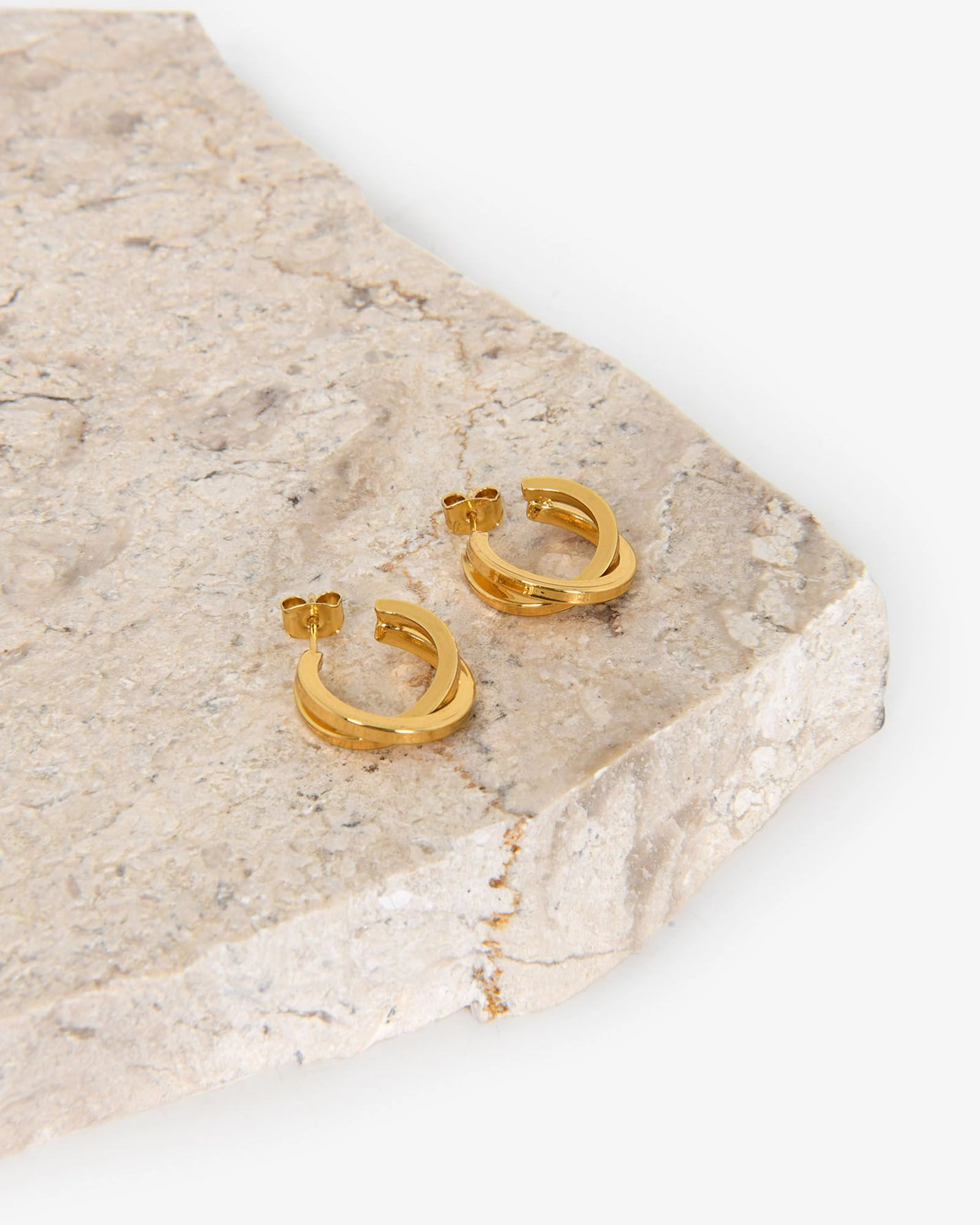Forcast Accessories - Lyra Crossover Hoop Earrings