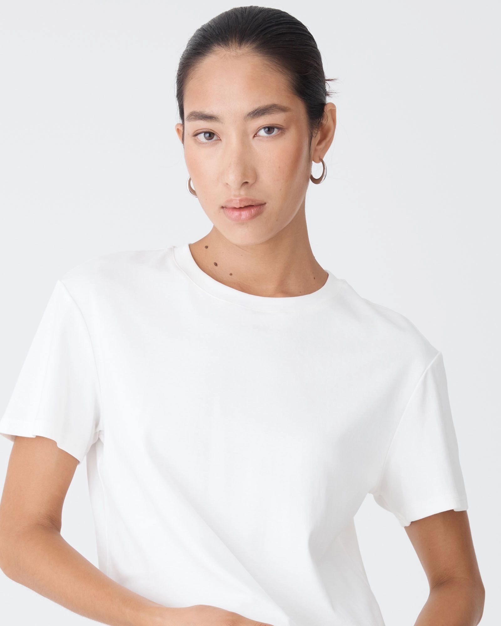 Forcast Accessories - Luna Hoop Earrings