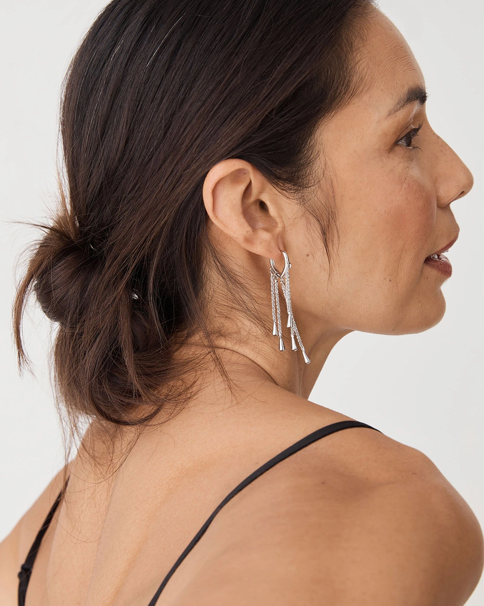 Forcast Accessories - Paula Drop Earrings