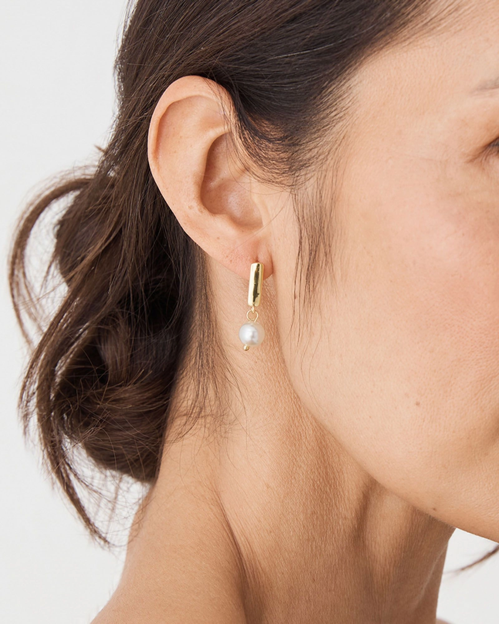 Forcast Clothing - Mila Pearl Huggie Earrings