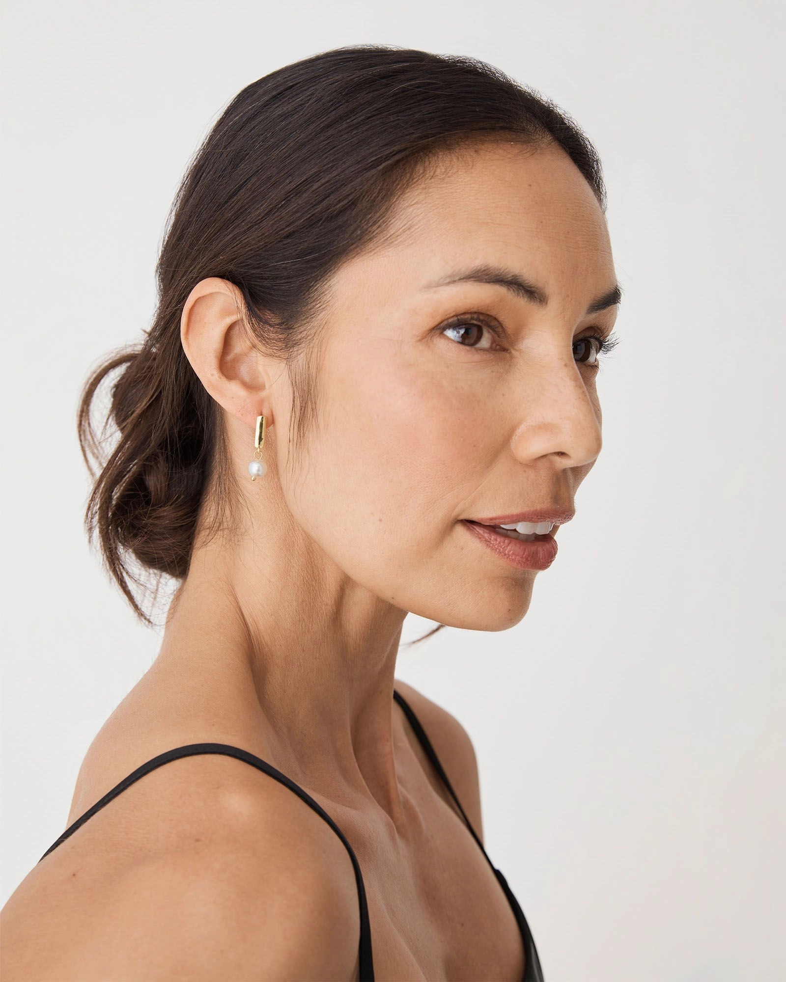 Forcast Clothing - Mila Pearl Huggie Earrings