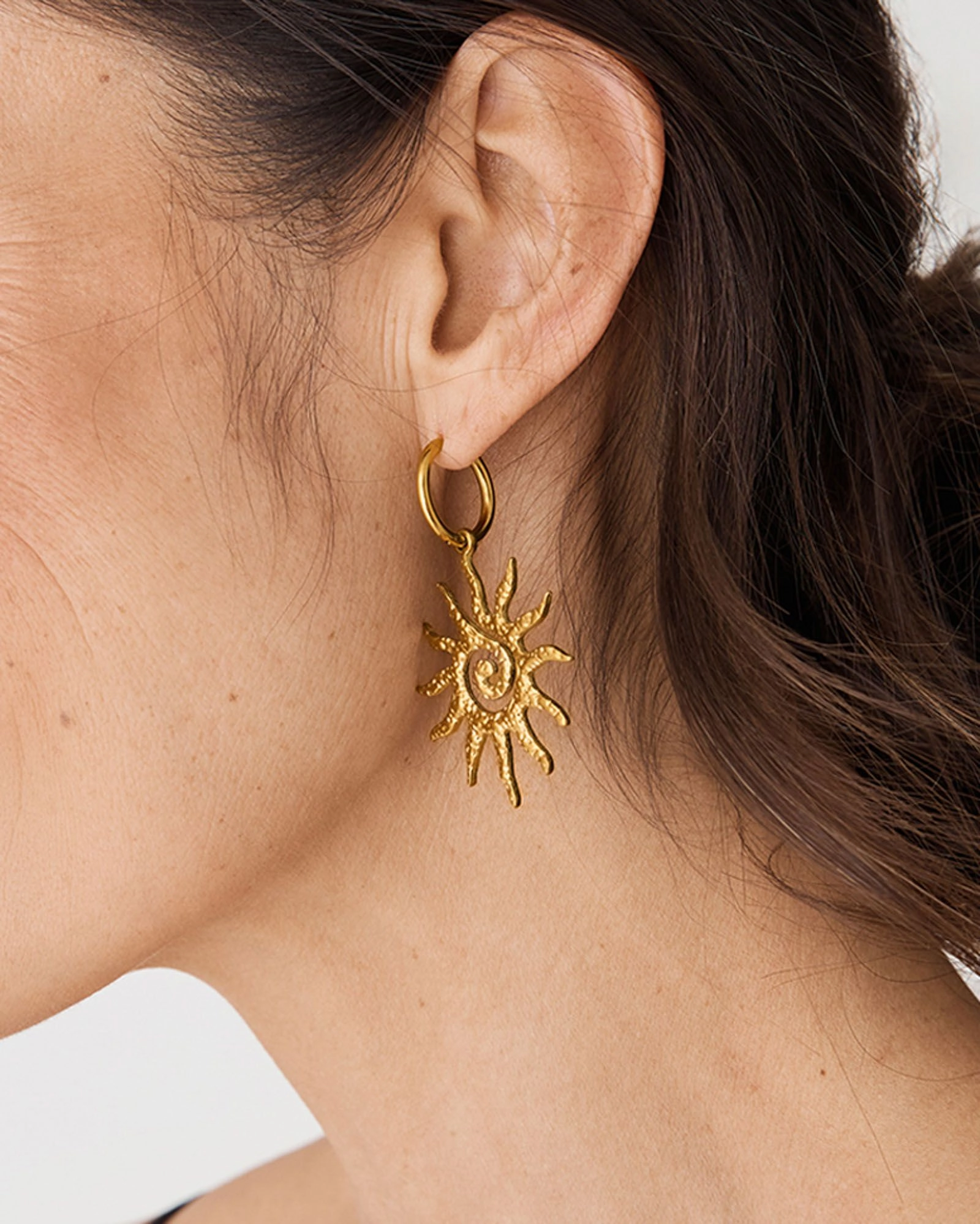 Forcast Accessories - Soleil Hoop Earrings