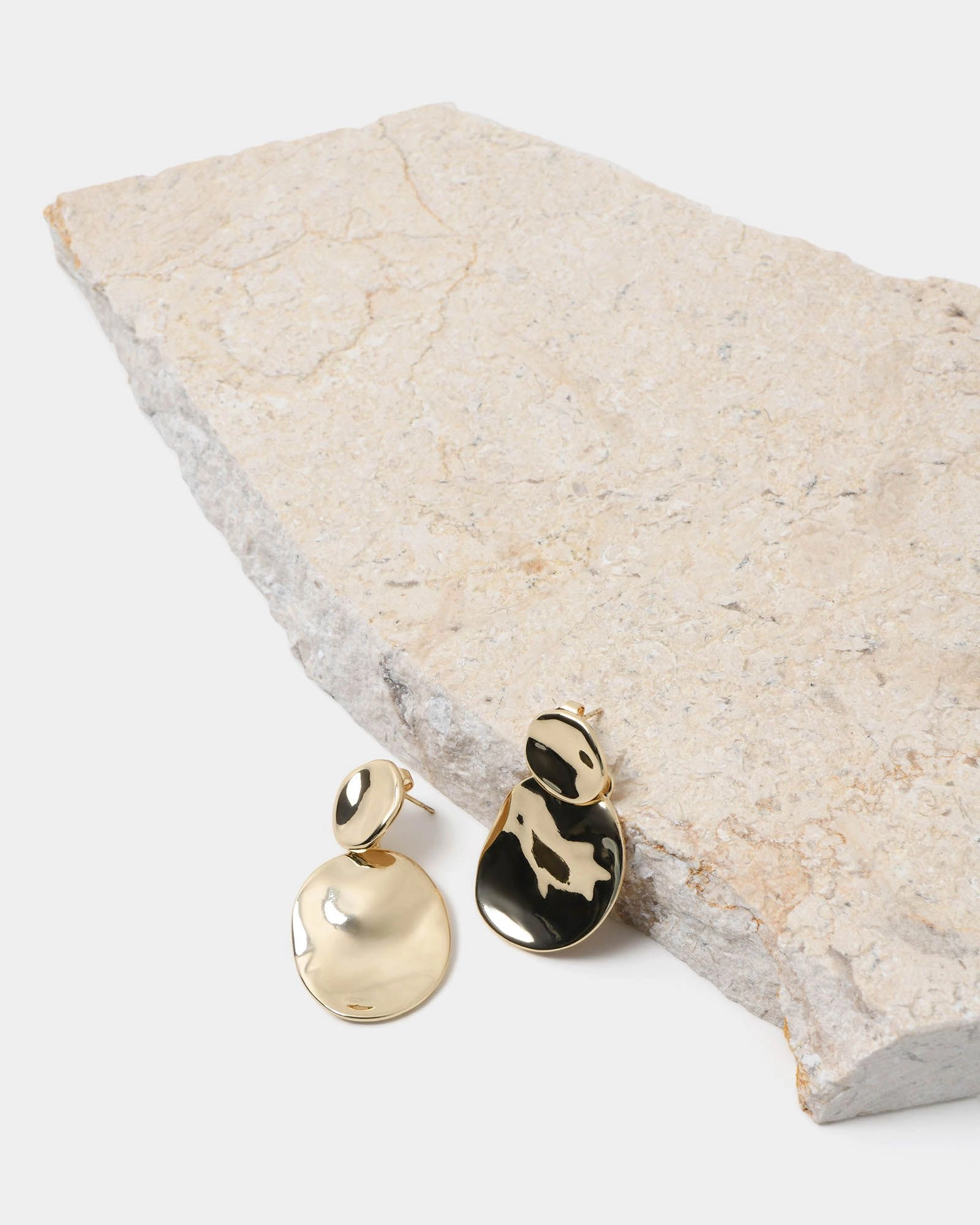 Forcast Accessories - Kailee Earrings
