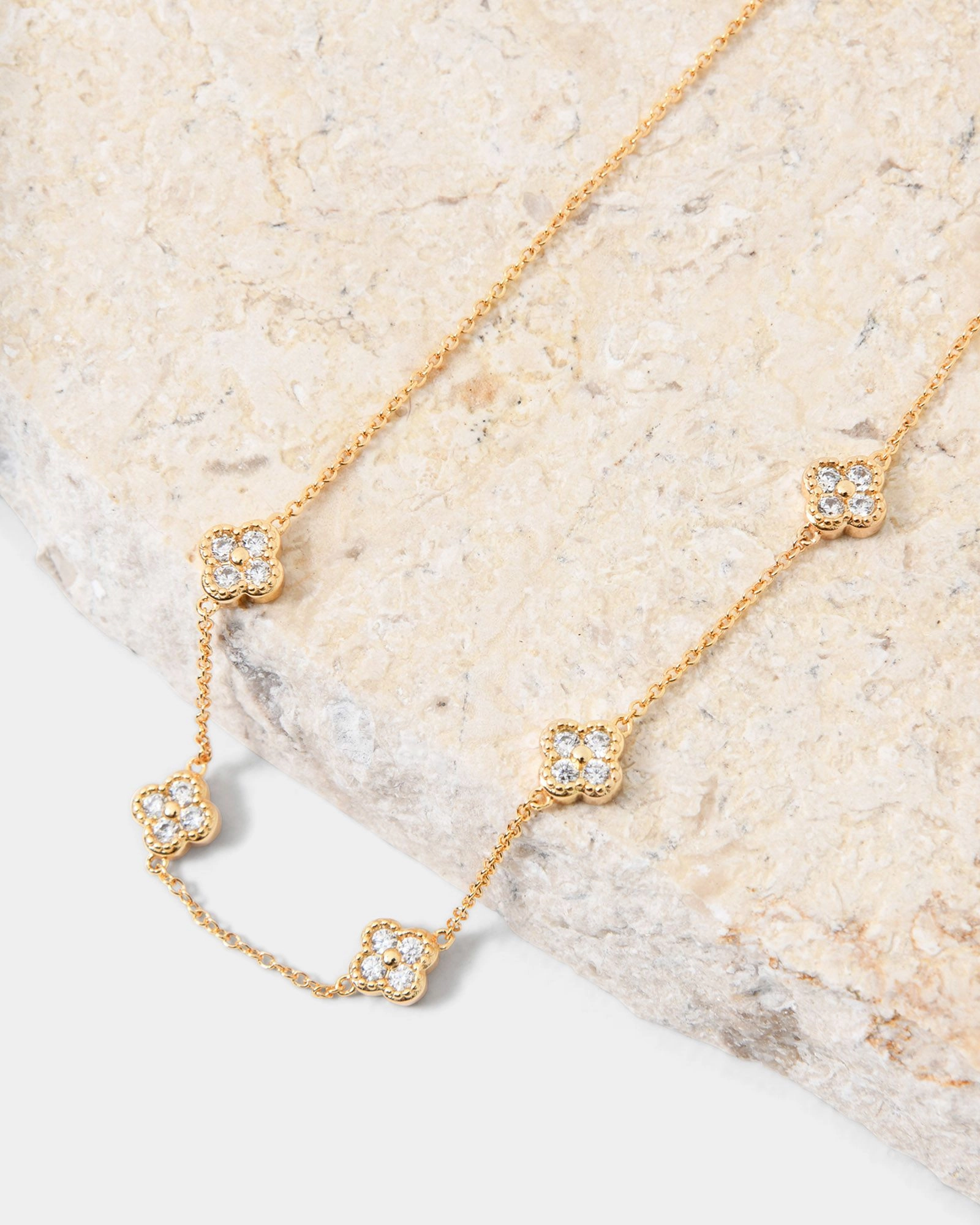 Forcast Accessories - Amora 16K Gold Necklace