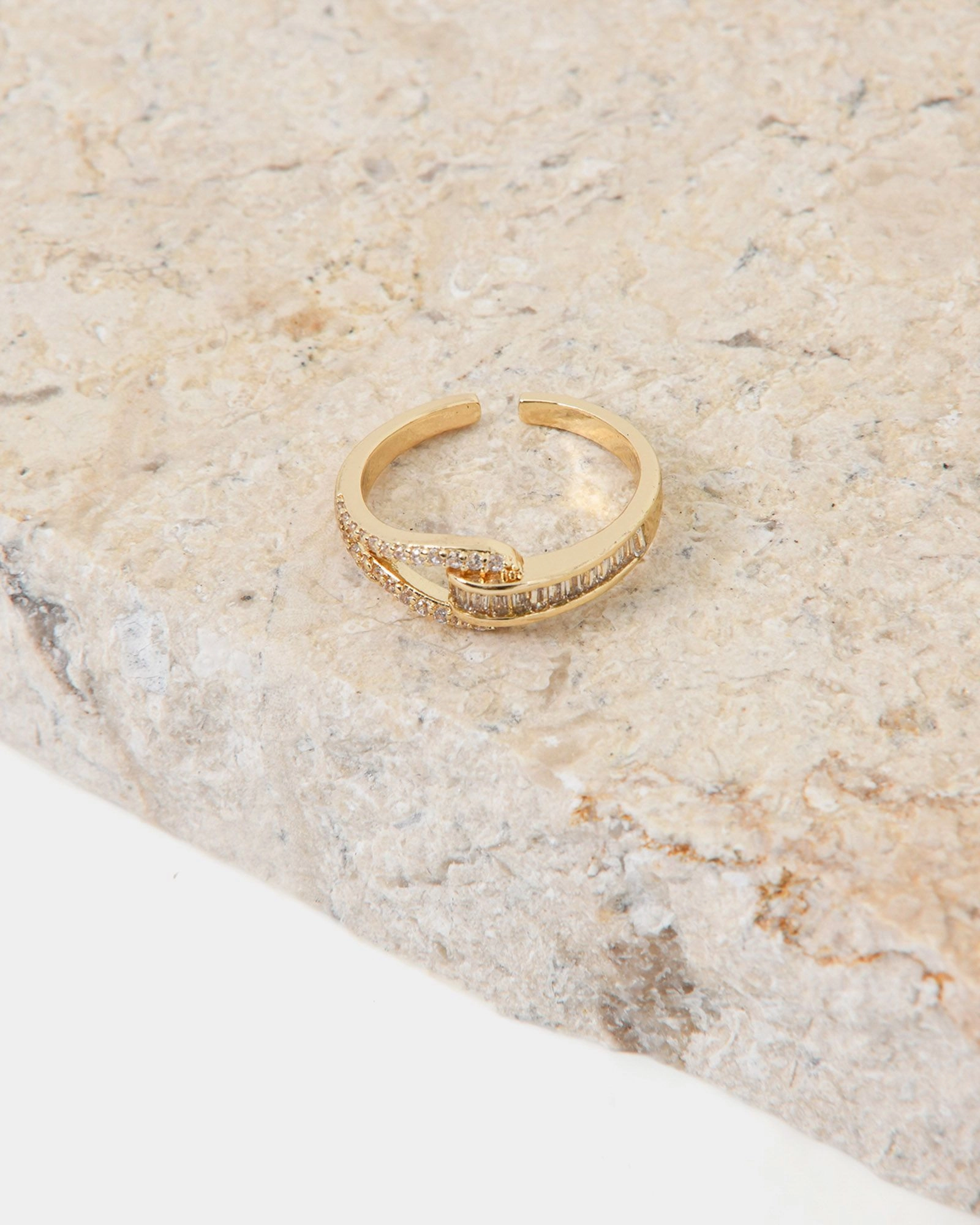 Forcast Accessories - Kaily 16k Gold Plated Brass Ring