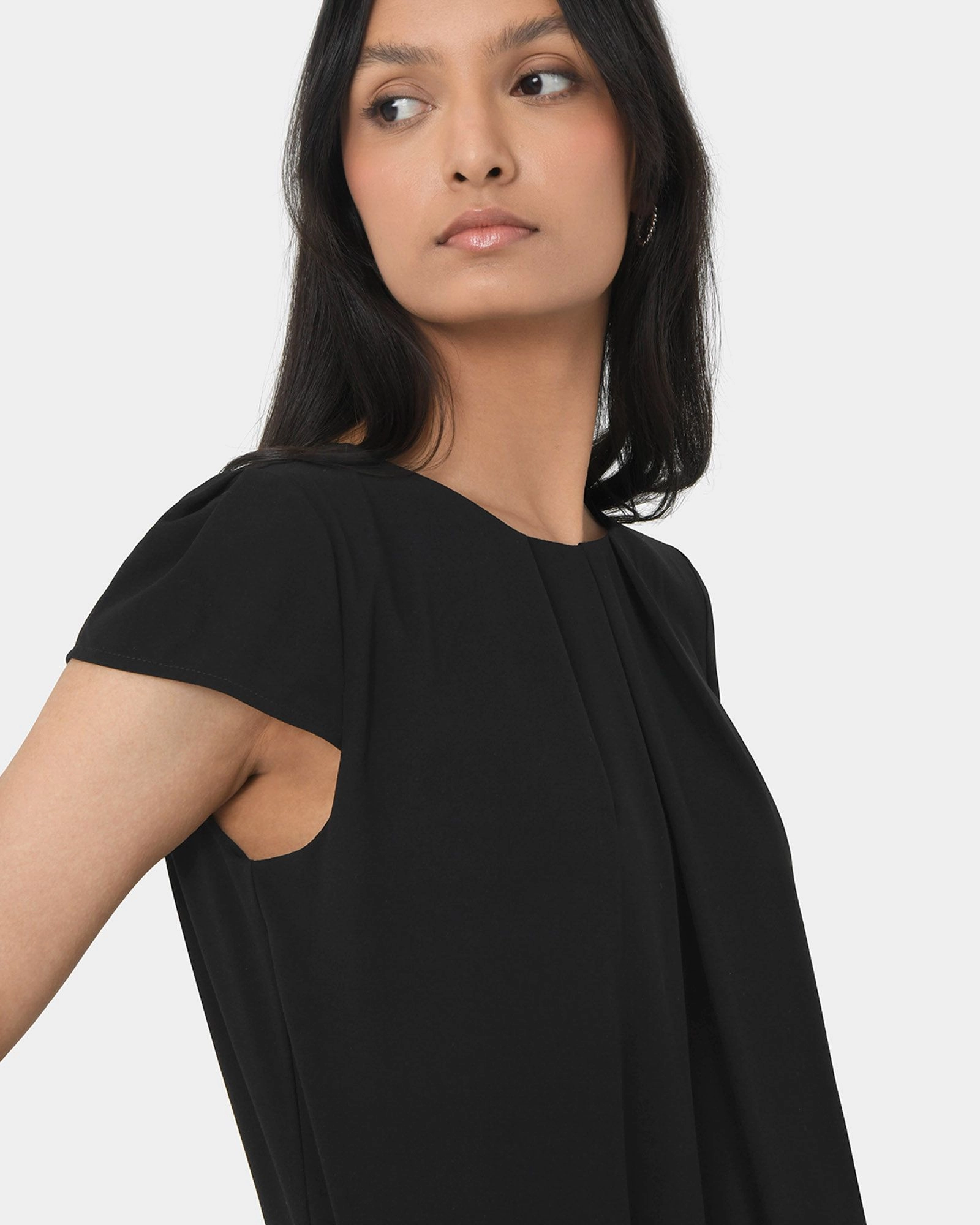 Forcast Clothing - Tamera Pleated Round Neck Top