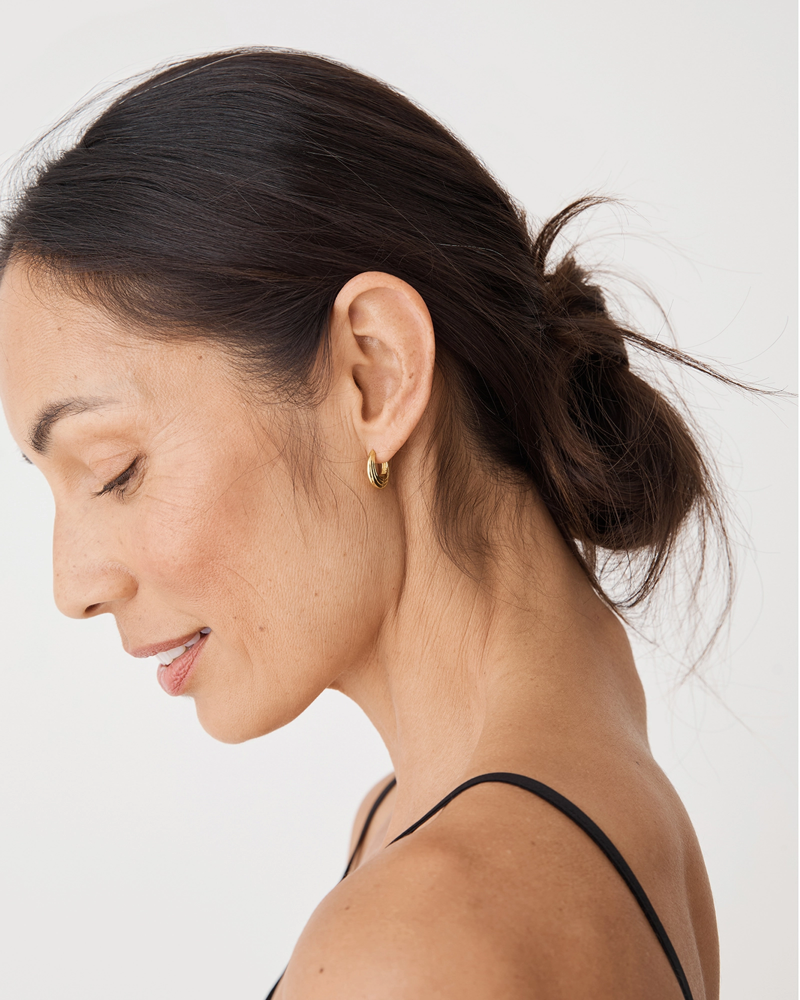 Ava Hoop Earrings